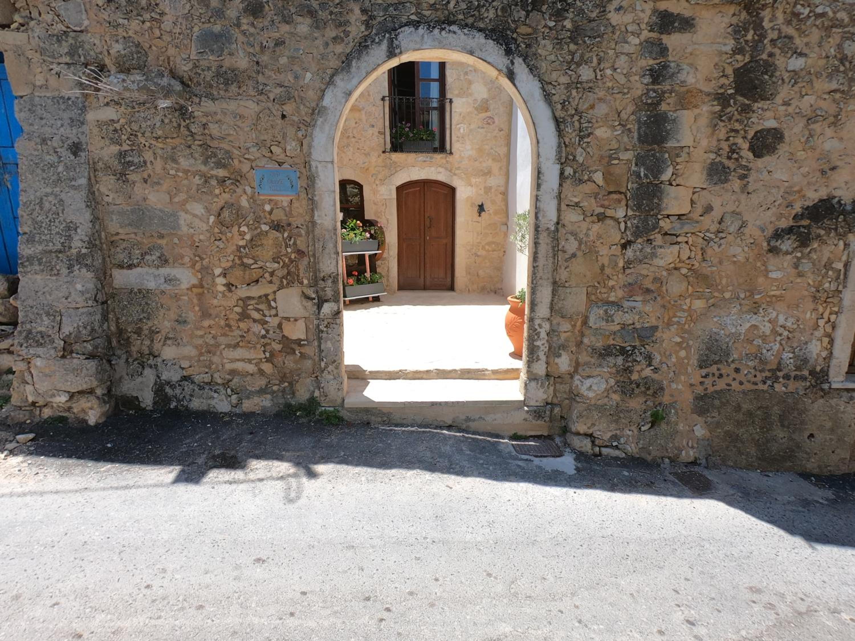 Photo 32