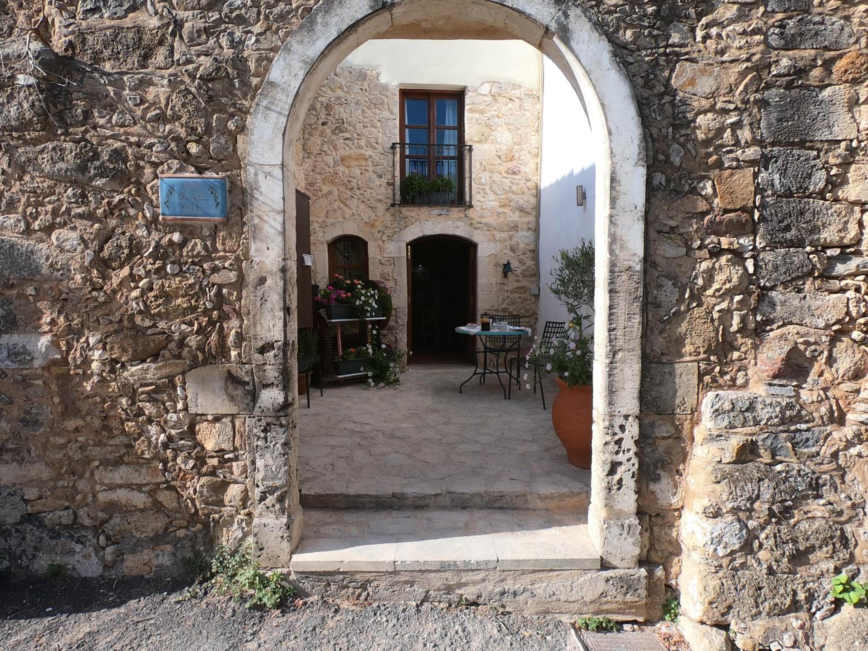 Photo 33