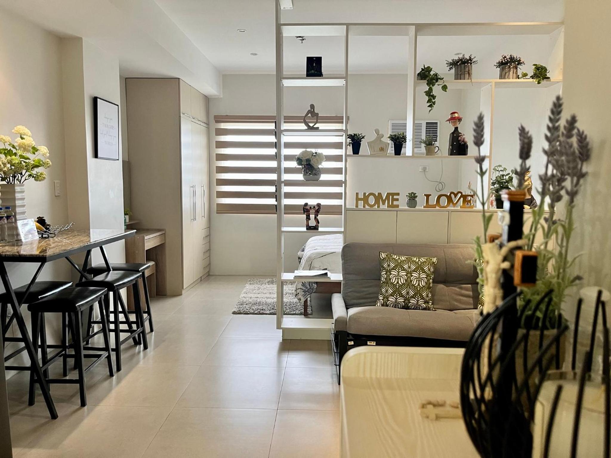 Elaiza's Cozy Home - Matina Enclaves Building C Unit 815 view 5