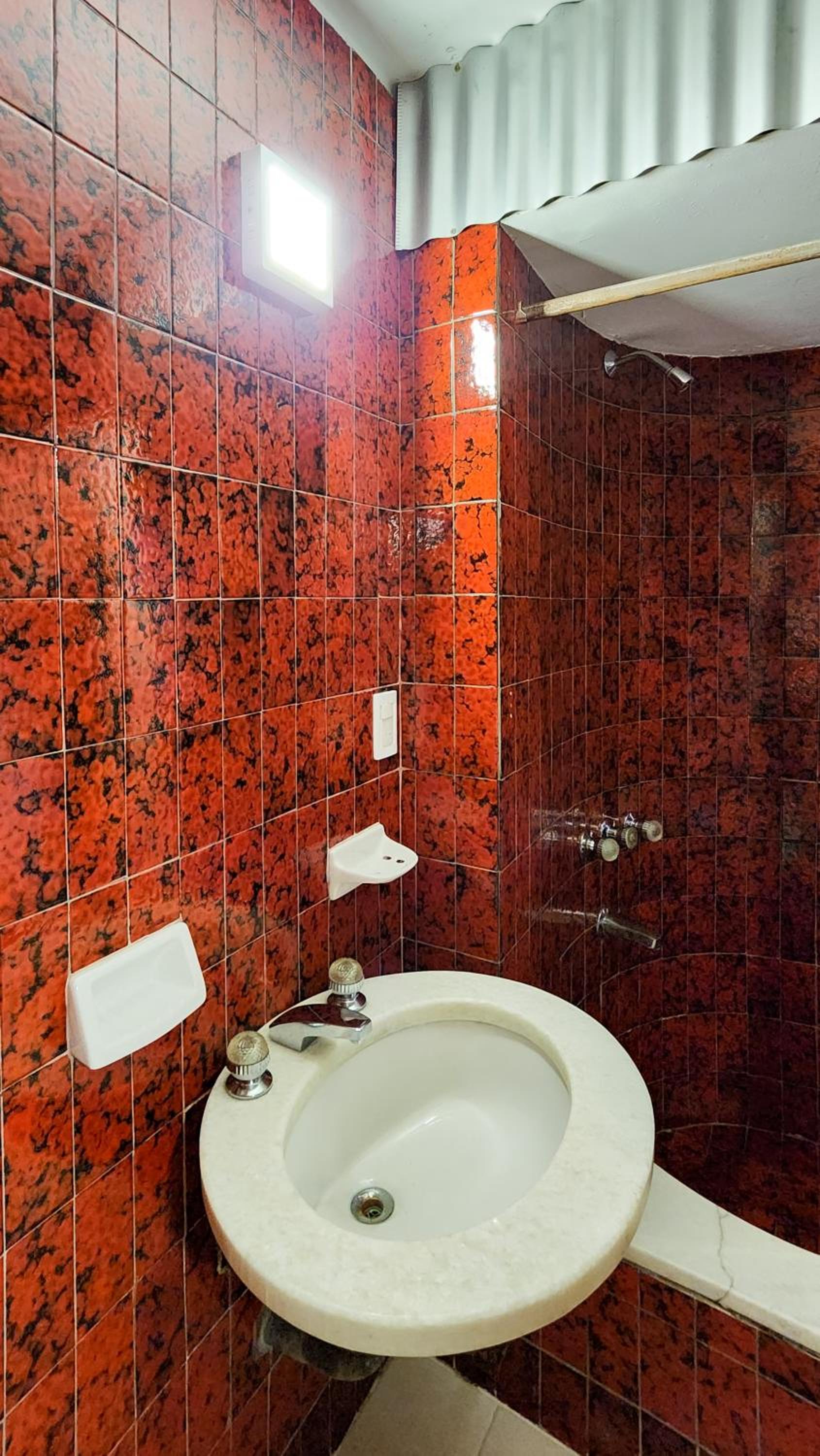 Bucanaan hostel boutique