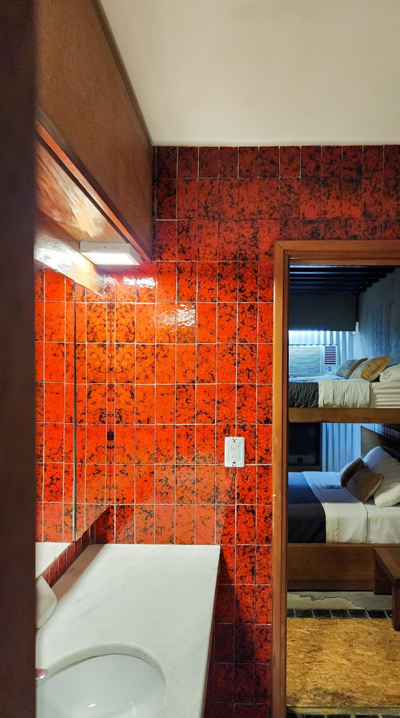 Bucanaan hostel boutique