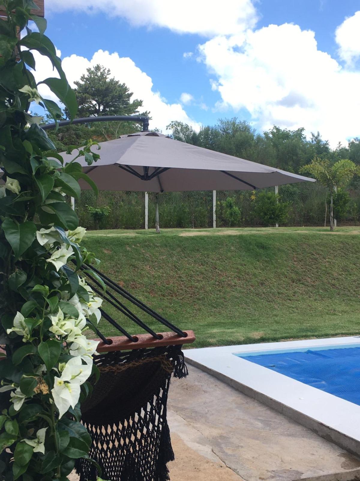 Casa de campo com piscina