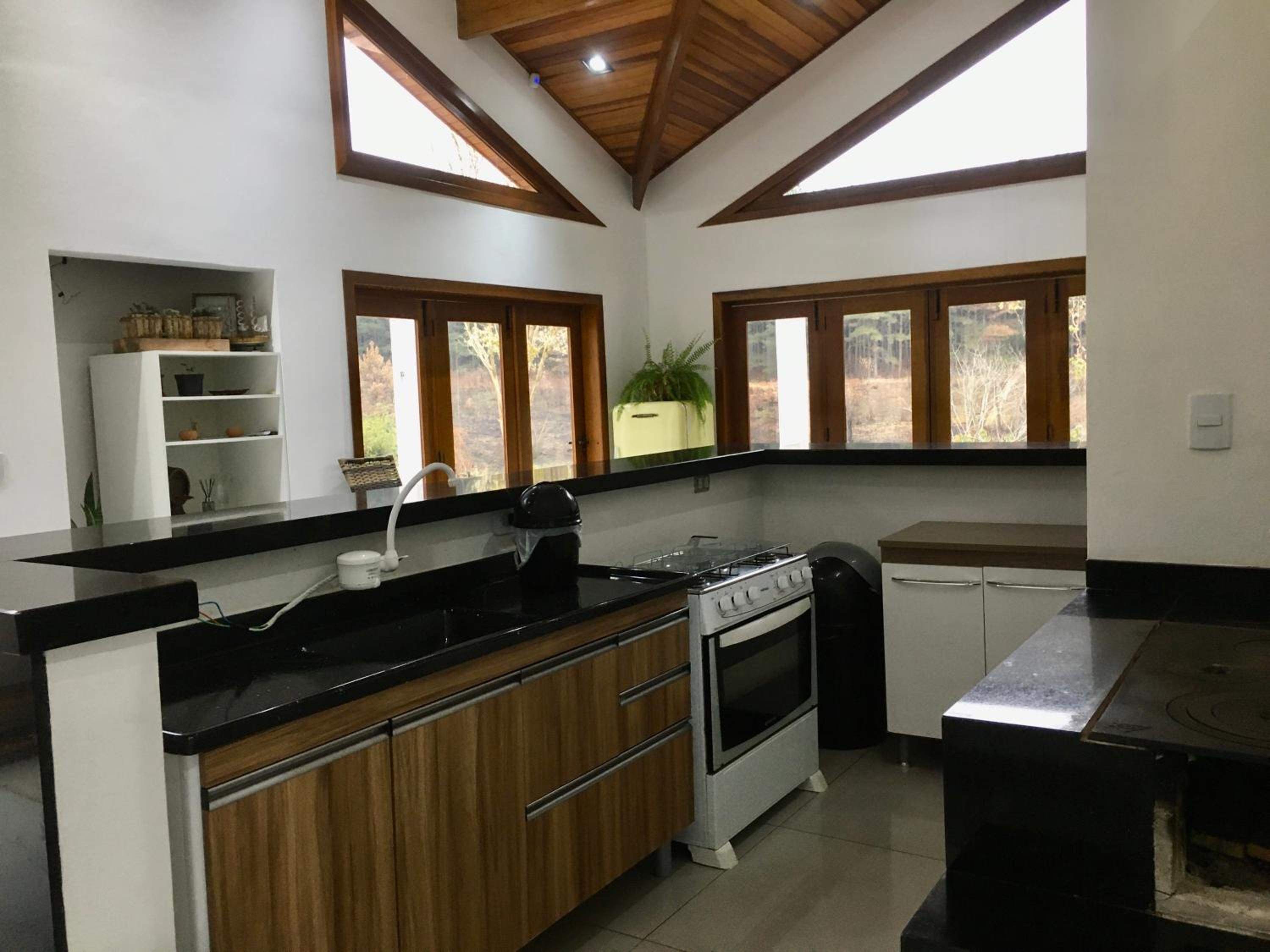 Casa de campo com piscina