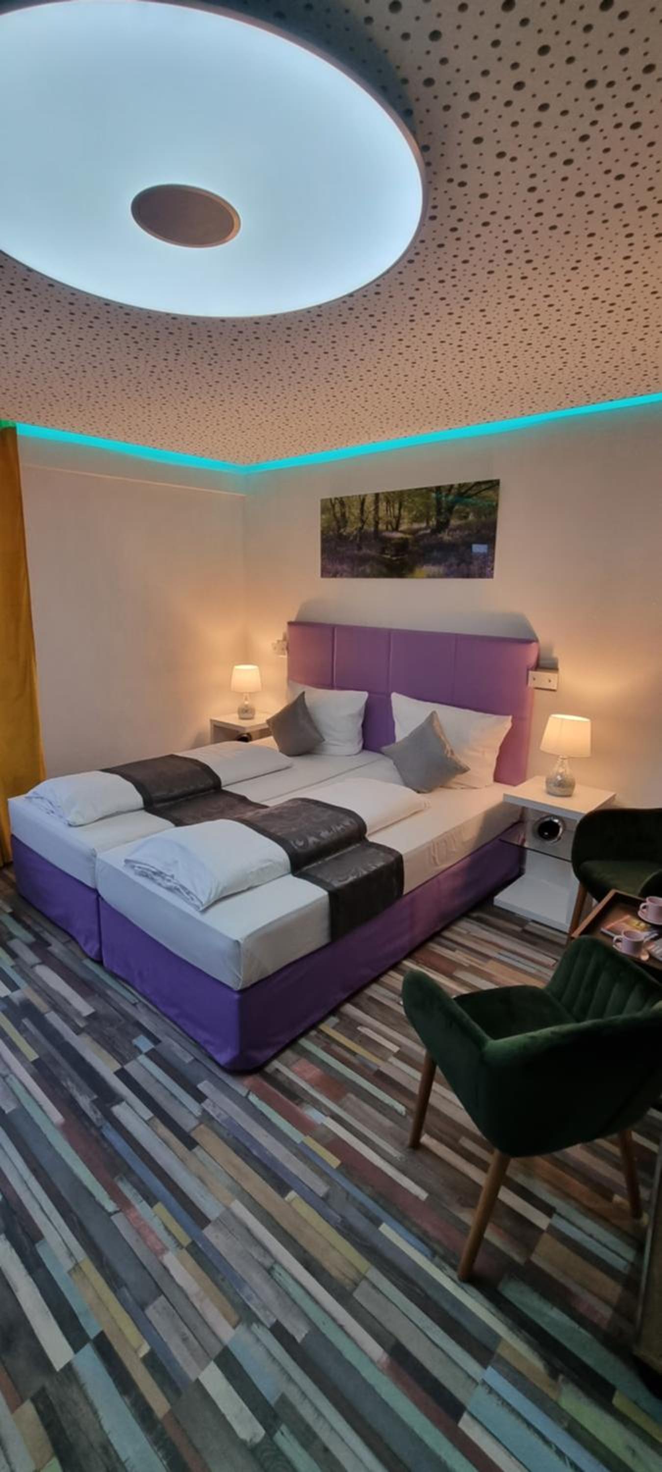 hotel room