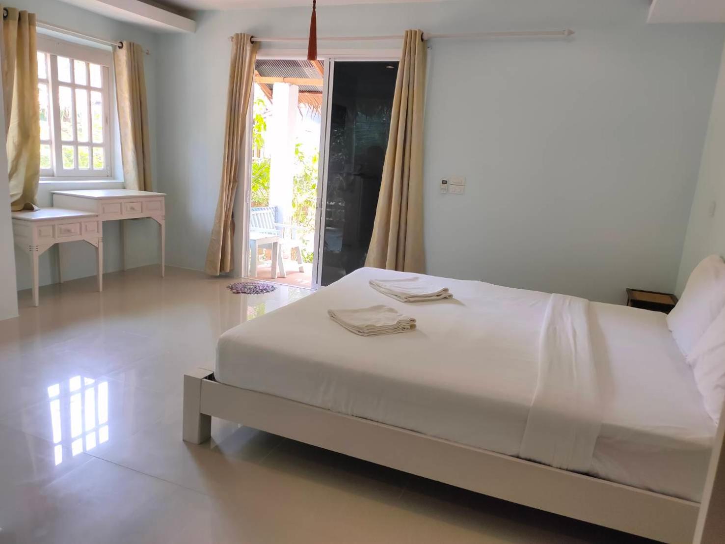 Banana Beach Resort