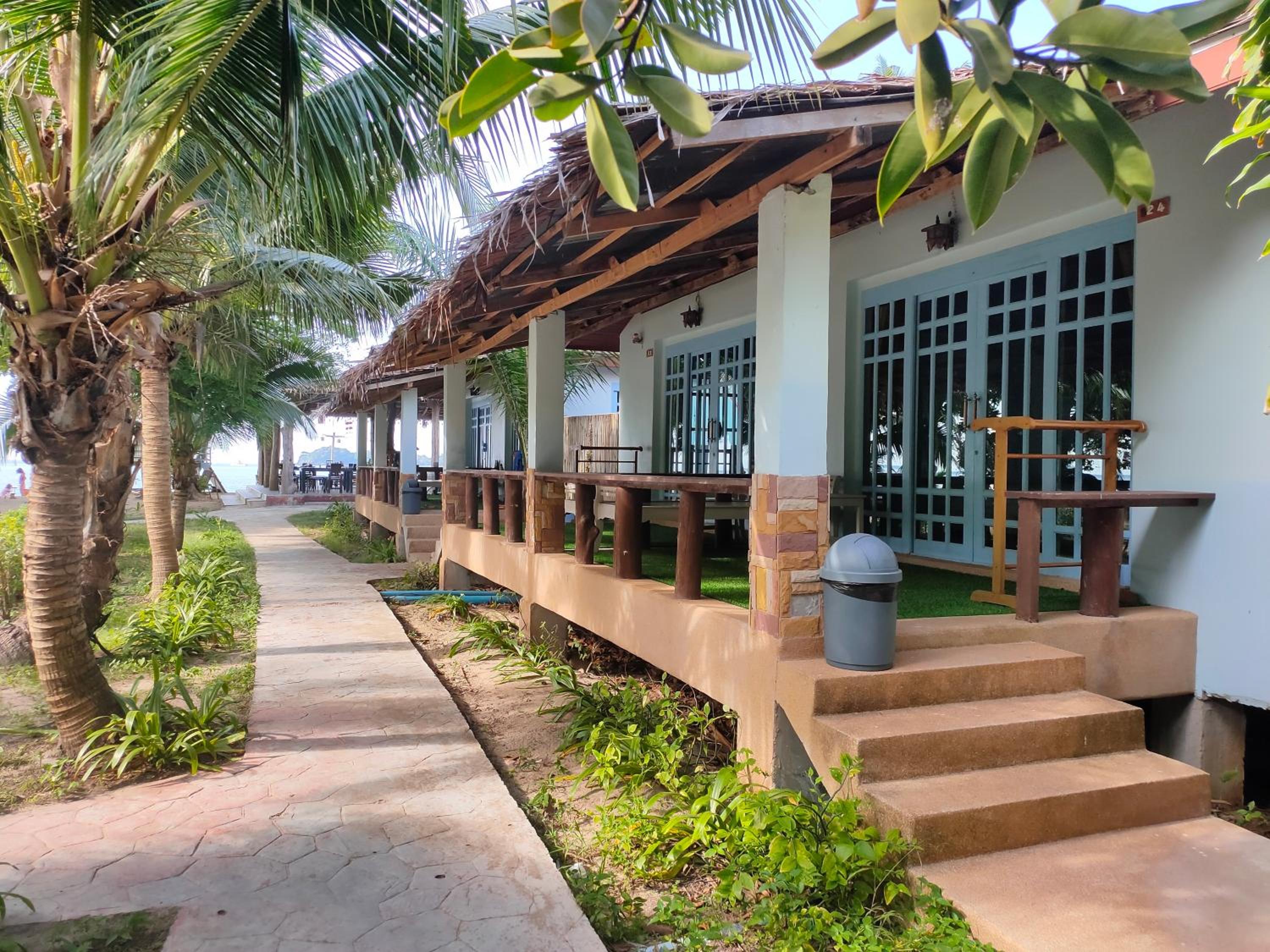 Banana Beach Resort