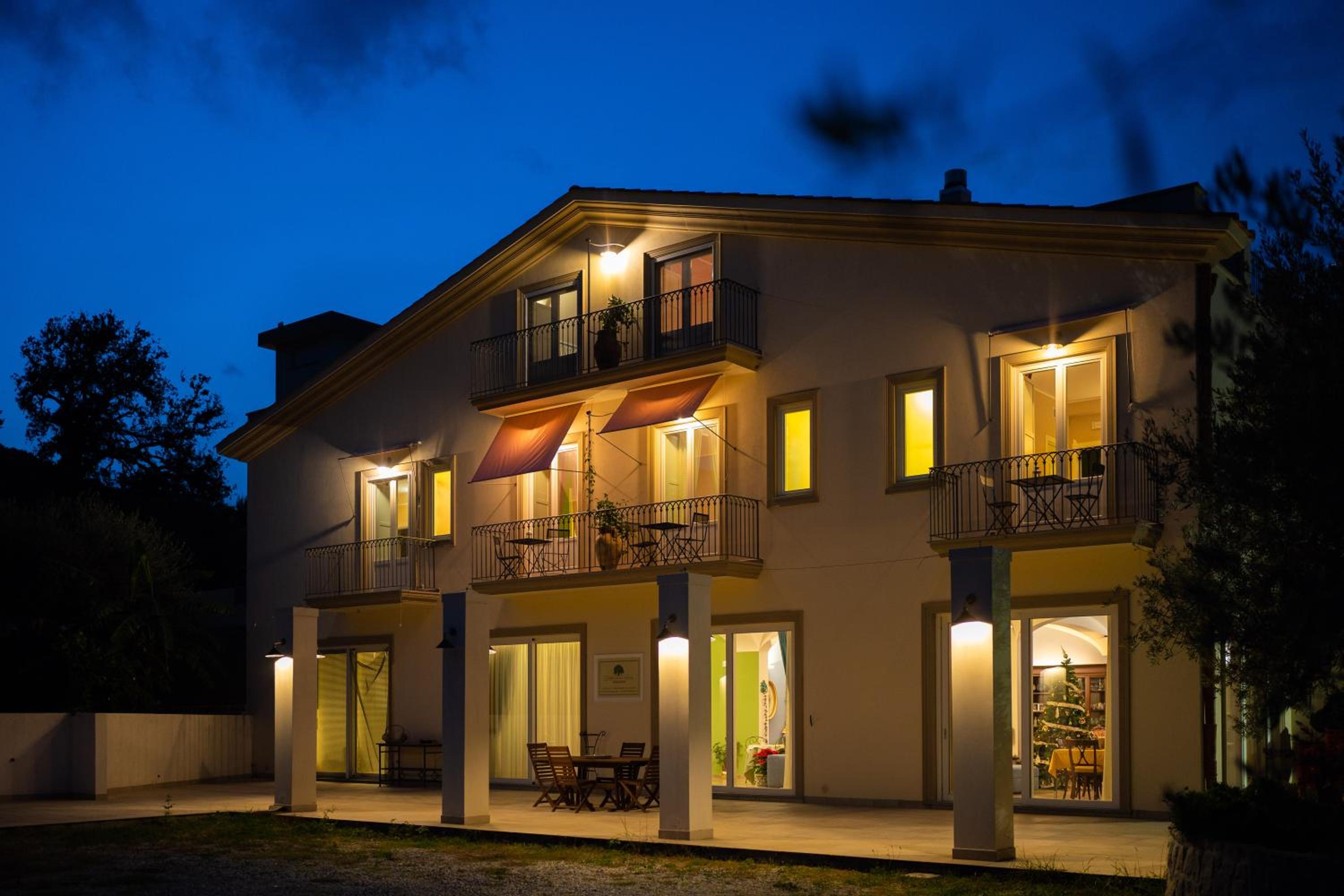 L'ALBERO DELLA MANNA