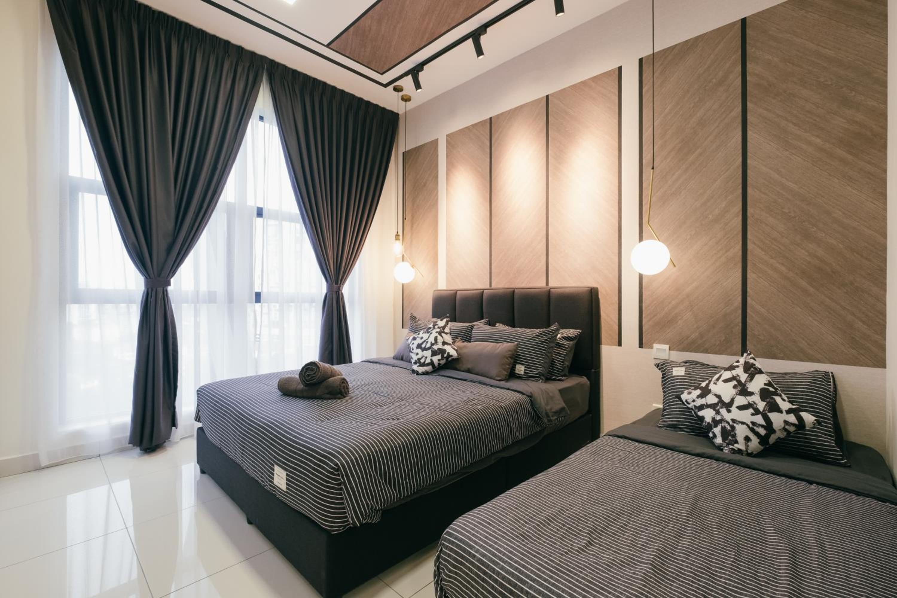 Arte Mont Kiara 3pax Jacuzzi Pool Gym near MITEC Matrade