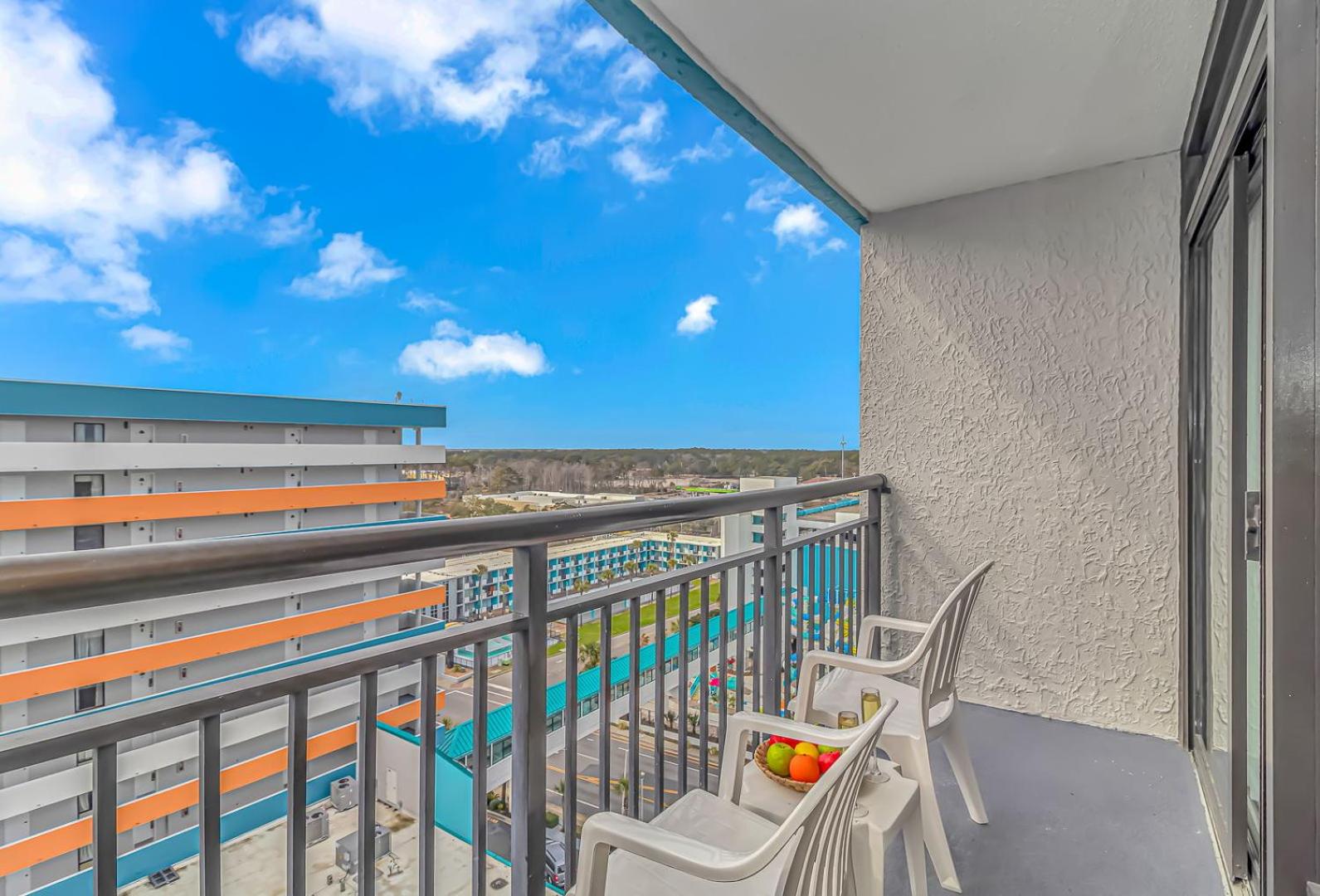 Immaculate! LED Fireplace - Renovated King Suite - Sleeps 4! - Landmark Resort 1508 view 4
