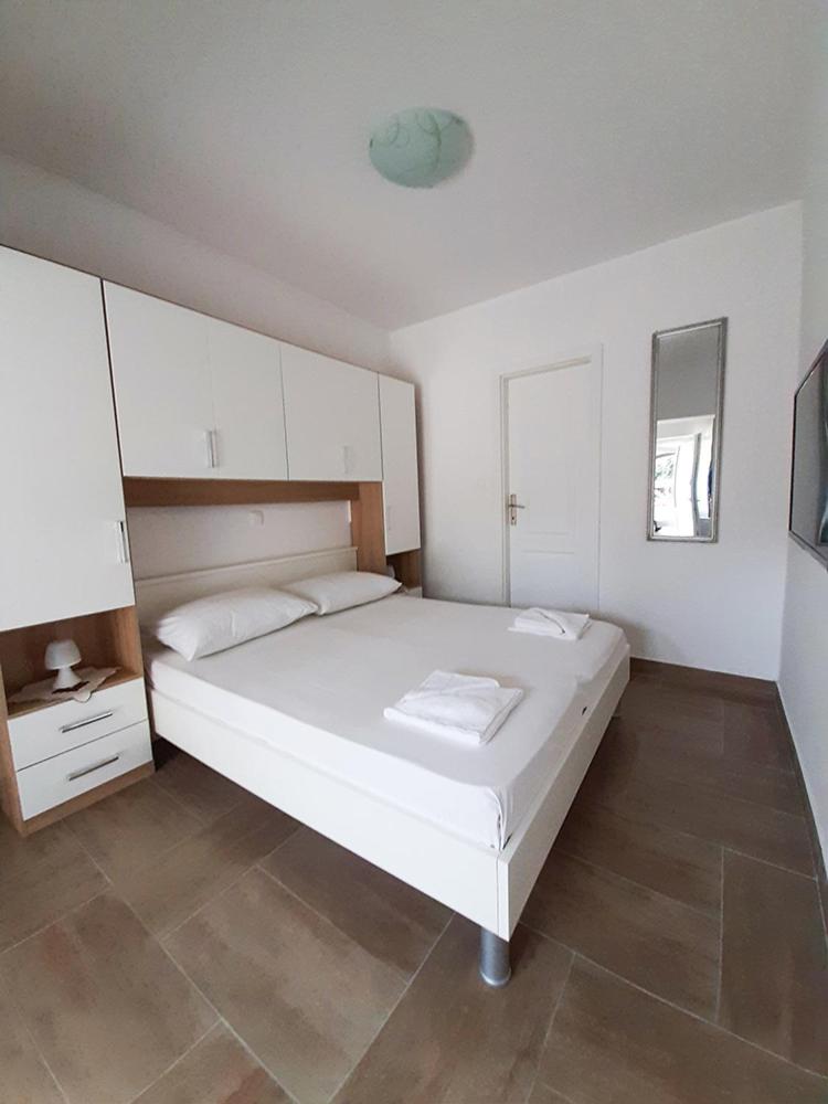 Apartment Nina