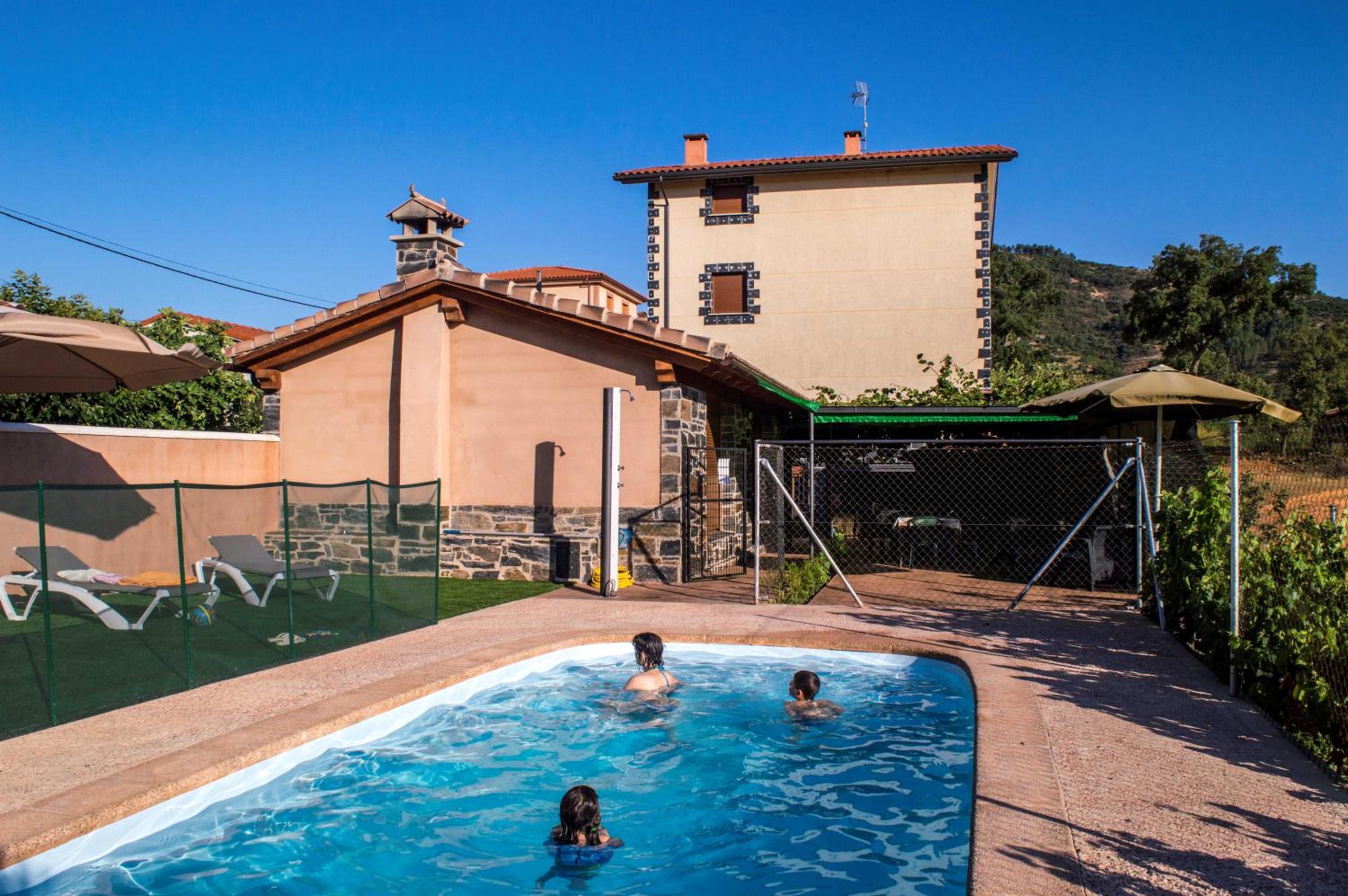 Apartamentos Rurales El Prado