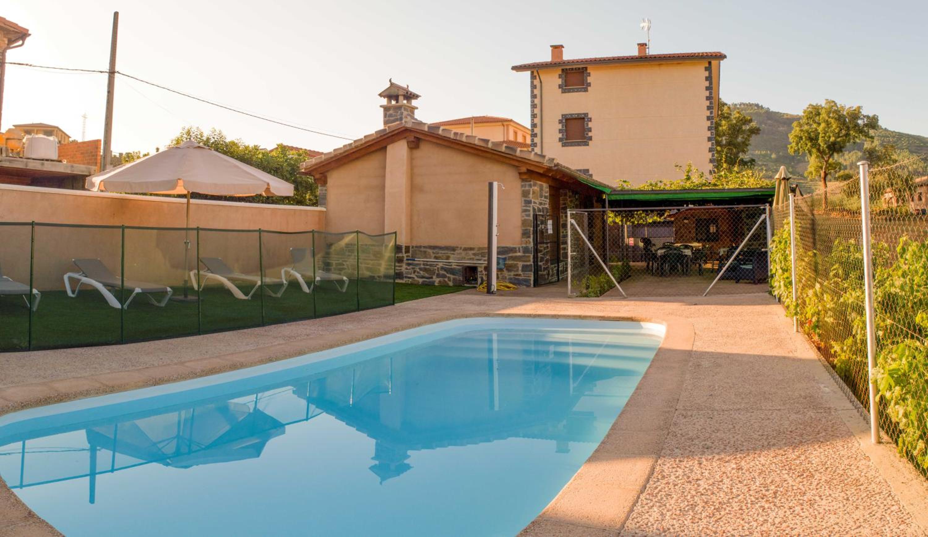 Apartamentos Rurales El Prado