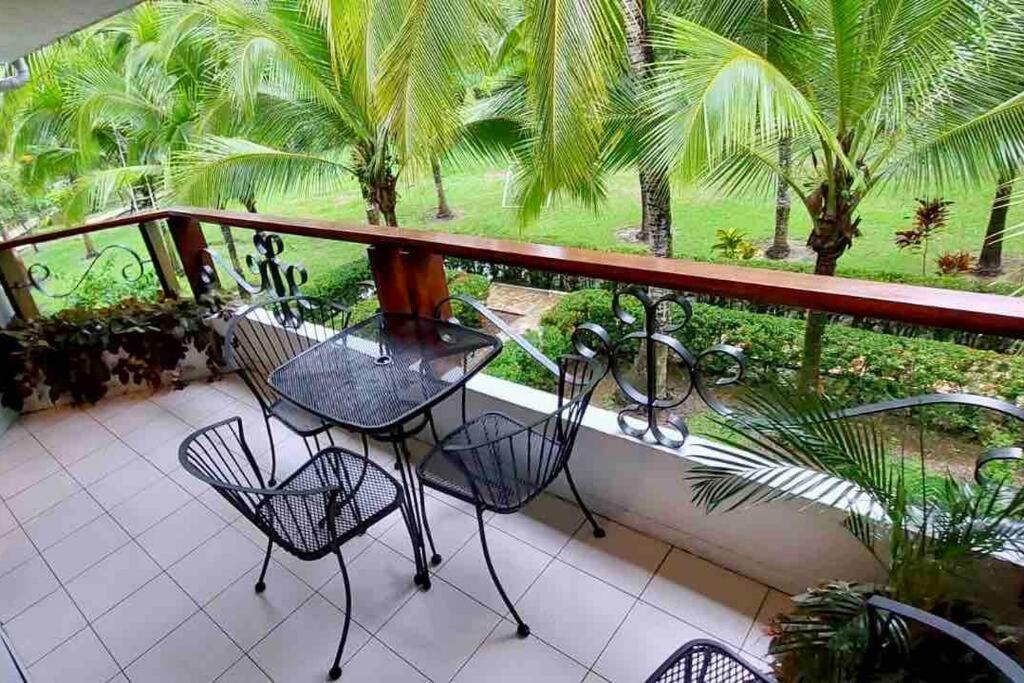 Hotel Lovely Condo (8 people): Pools, Tennis Courts, BBQ - Image 1