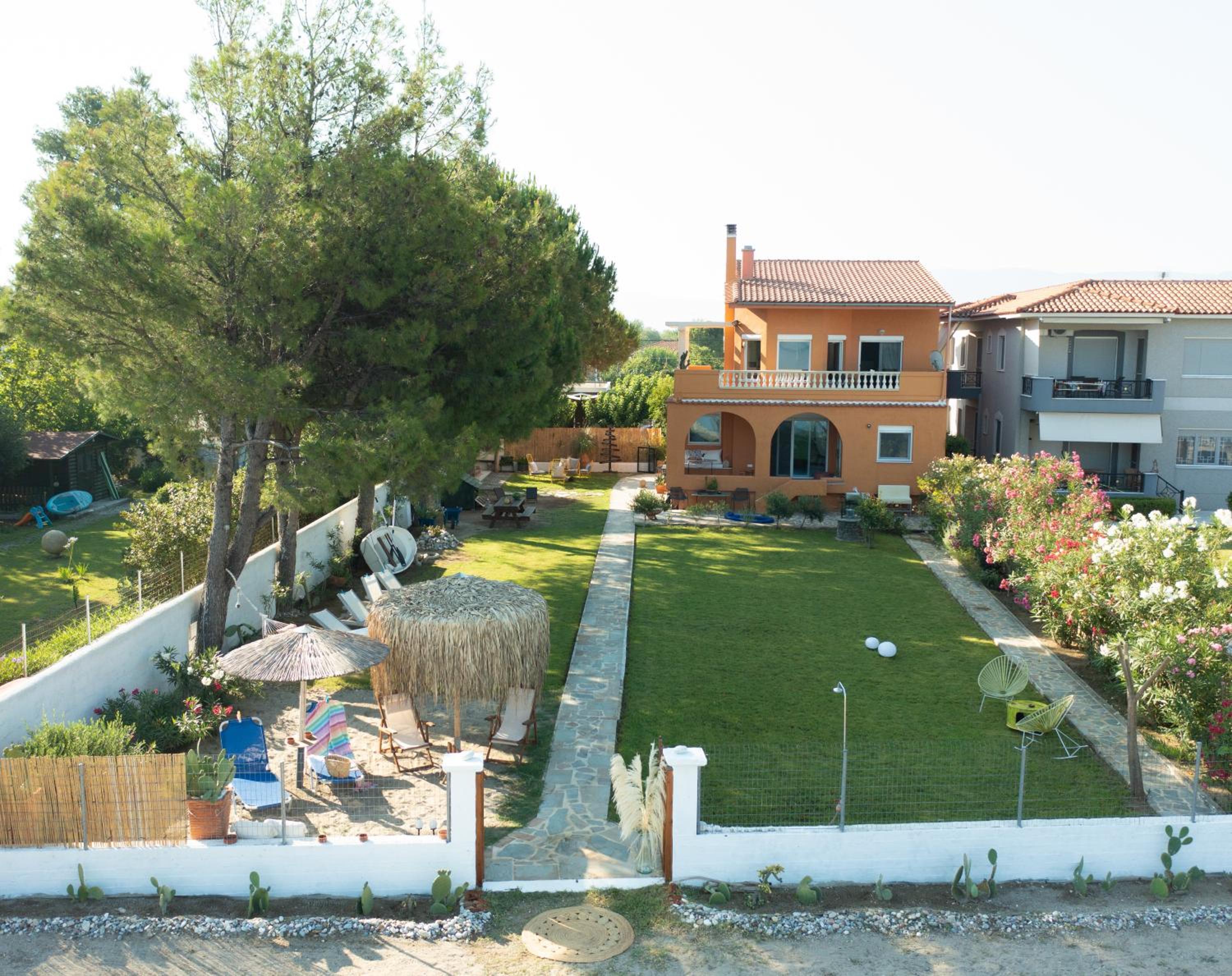 Pampas Seafront villa, 6 bedrooms, North Evvoia view 3