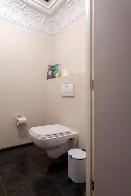 Hip Loft in Historic Building photo 3