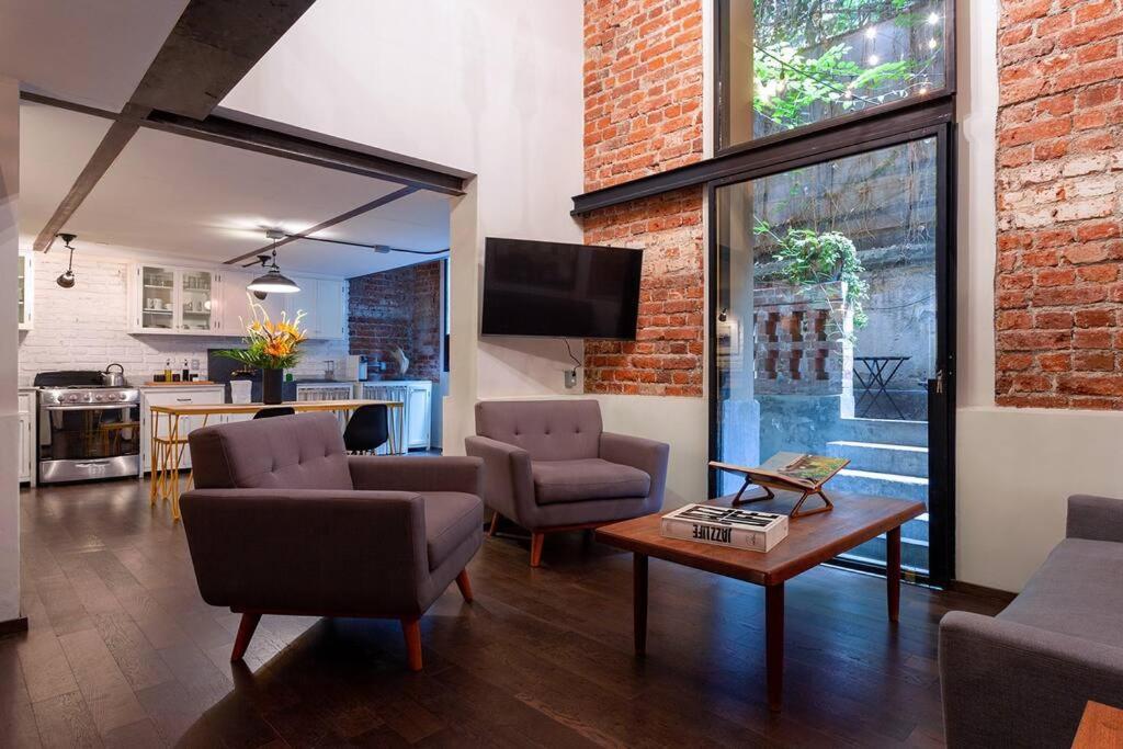 Hip Loft in Historic Building