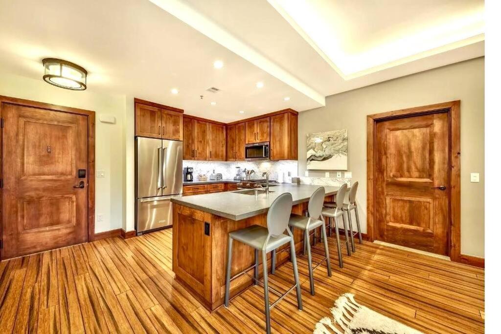 Ski In/Out - Zalanta - Great Location- 2 Hot Tubs - Heated Pool view 3