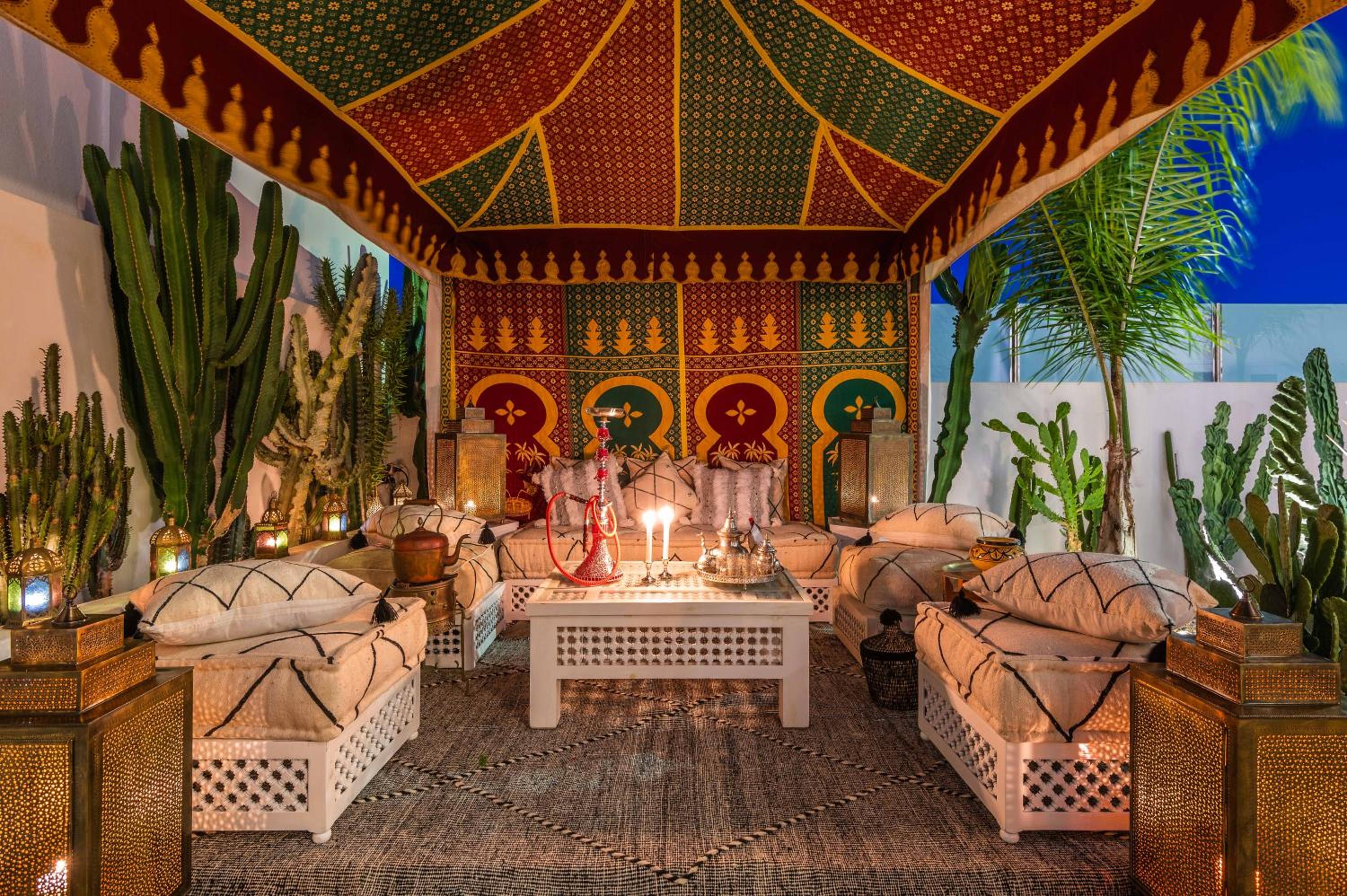 lounge