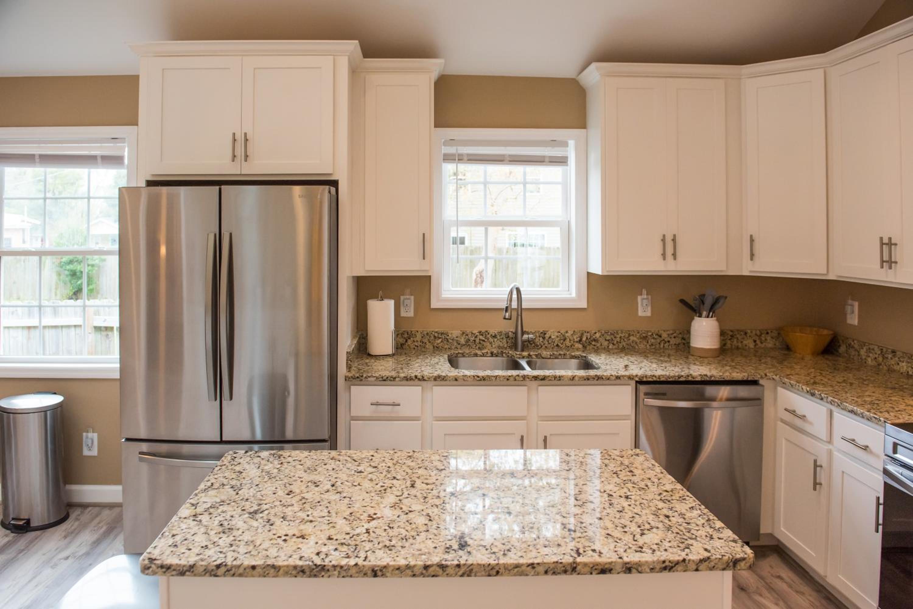 Sunnyside Bungalow Spacious Family Retreat