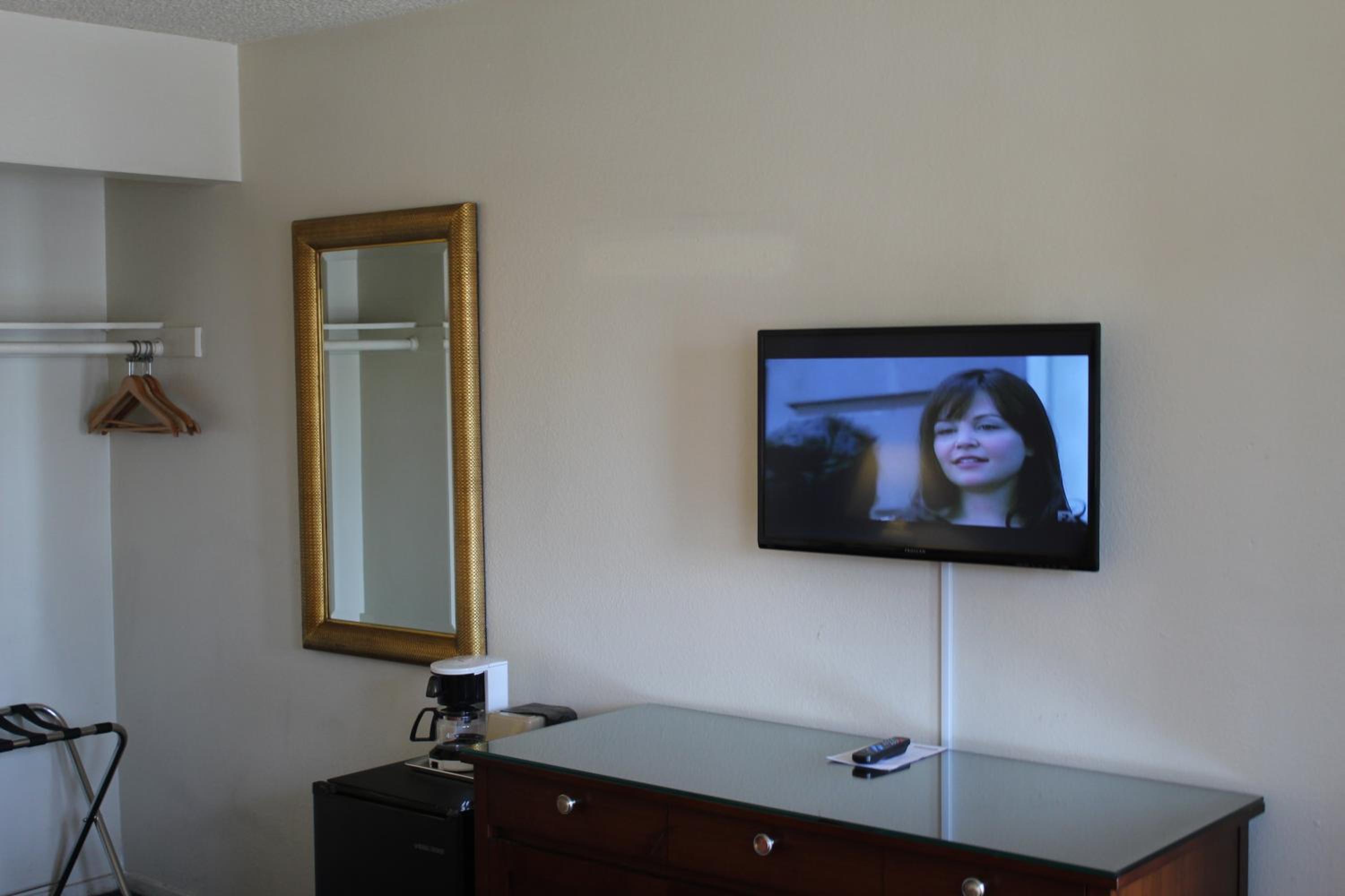 Rosemead Vacations - Valley Hotel - Property Image 28