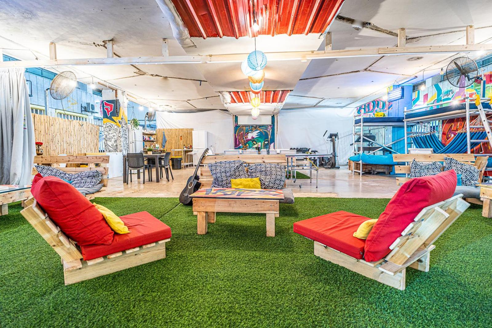 lounge