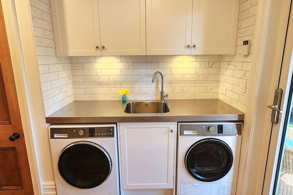 Luxury new 3 bedroom house in central city 5 star