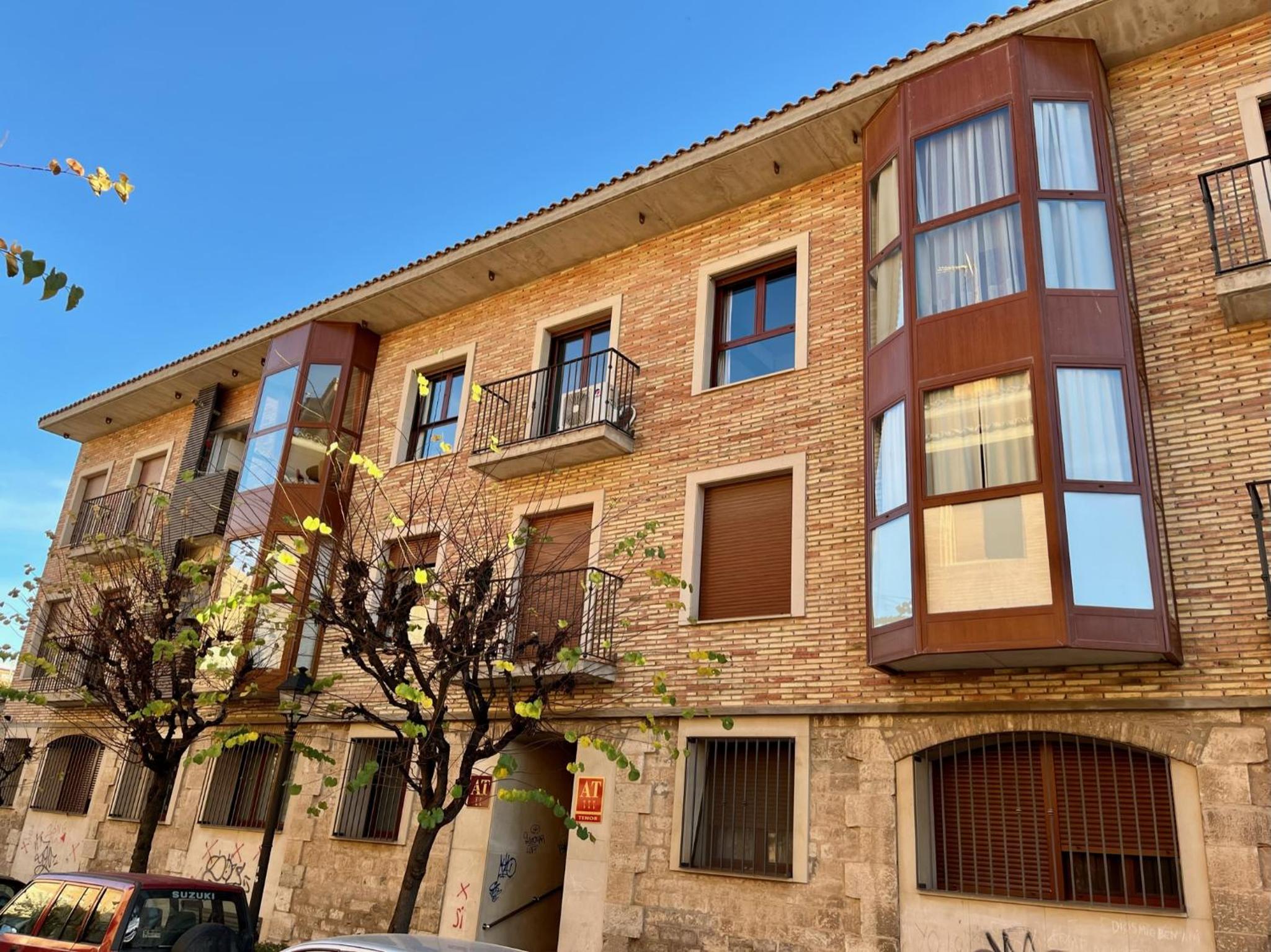 Tenor Apartamento inc Parking