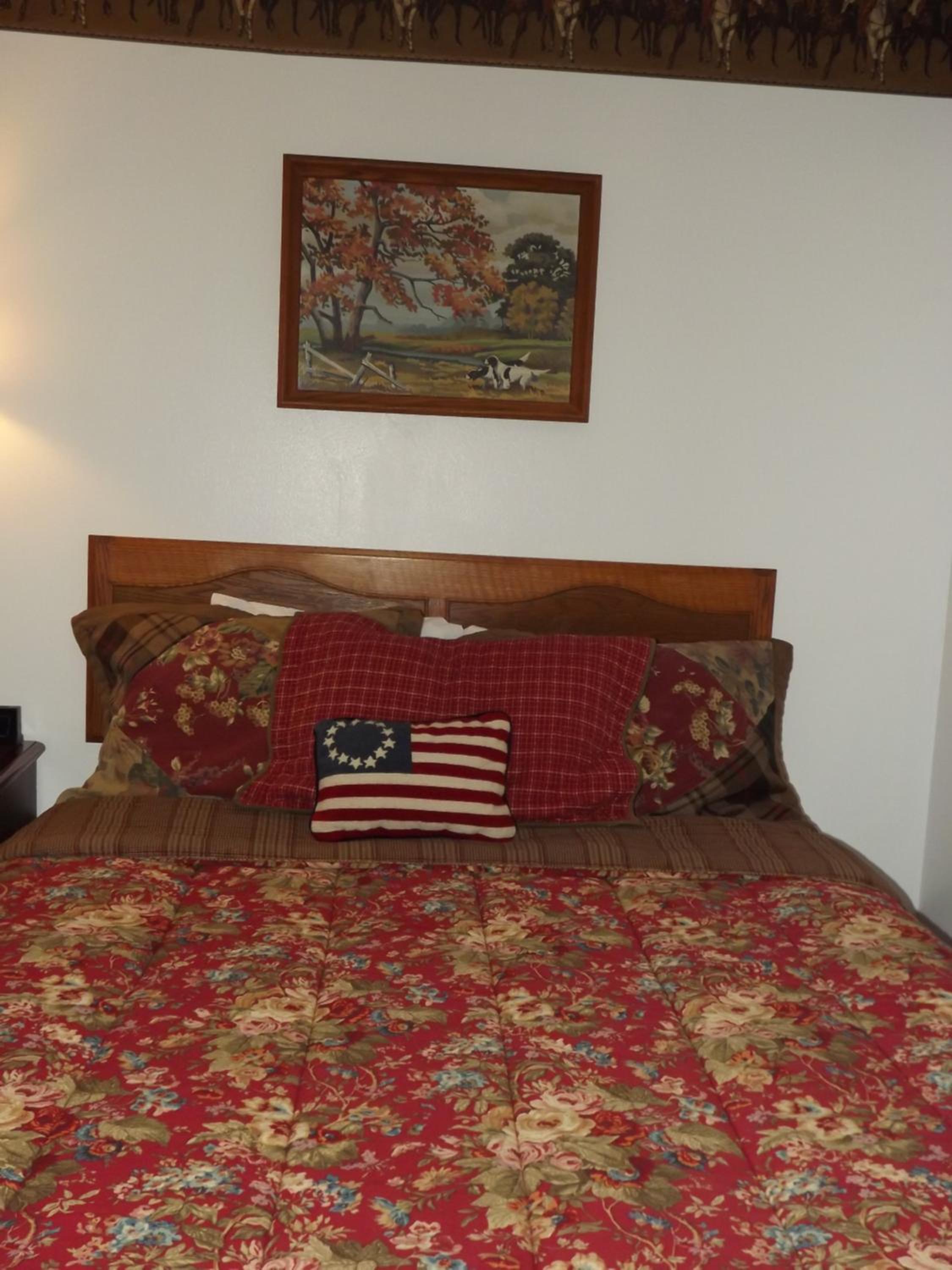 Crest Country Inn