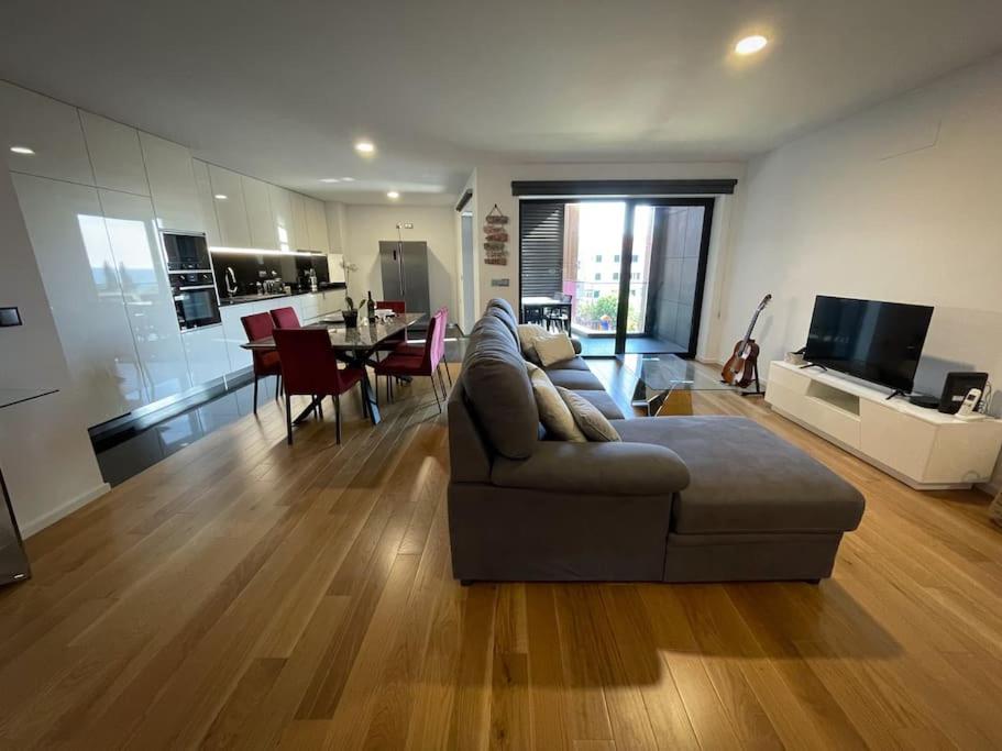 Magic Home, everything you need. view 4