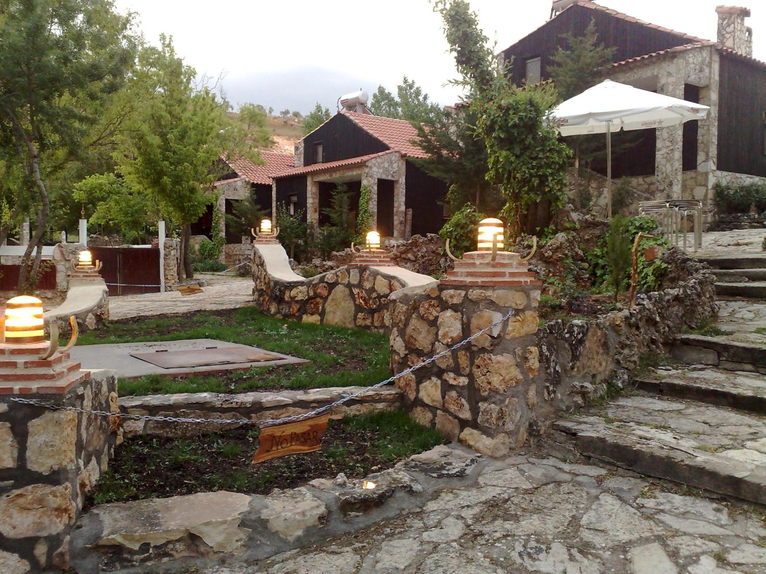 Photo 8