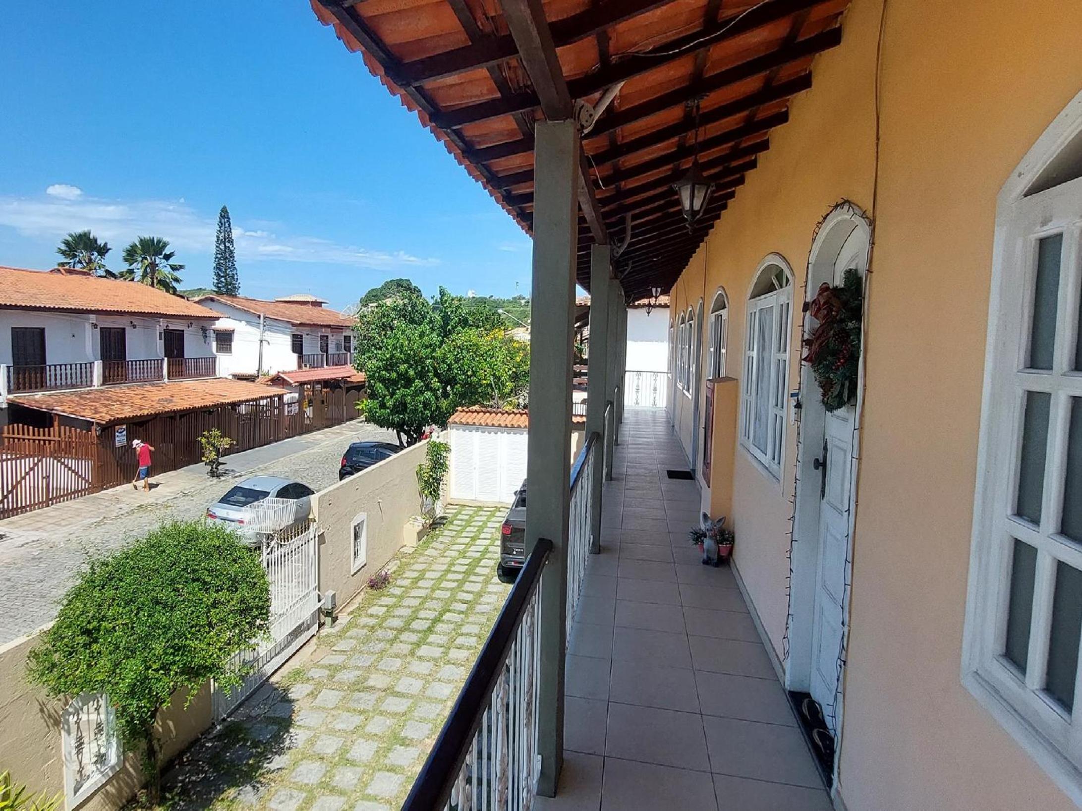Ótimo apto de quarto, sala, cozinha e banheiro em Cabo Frio - caução garantia 200,00 - acomoda até 6 pessoas confortavelmente em camas - WiFi na área exter