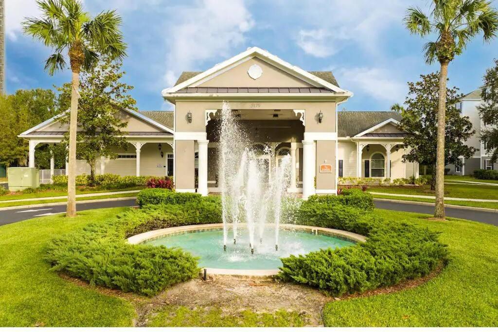 Beautiful Orlando Apt with Nemo Bedroom, 15 min to Disney! view 3