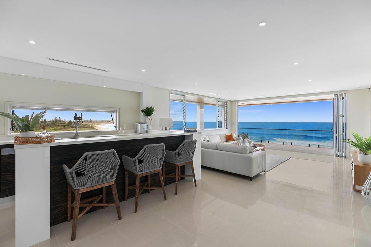 Serene Stay Breathtaking Beachfront with Spa