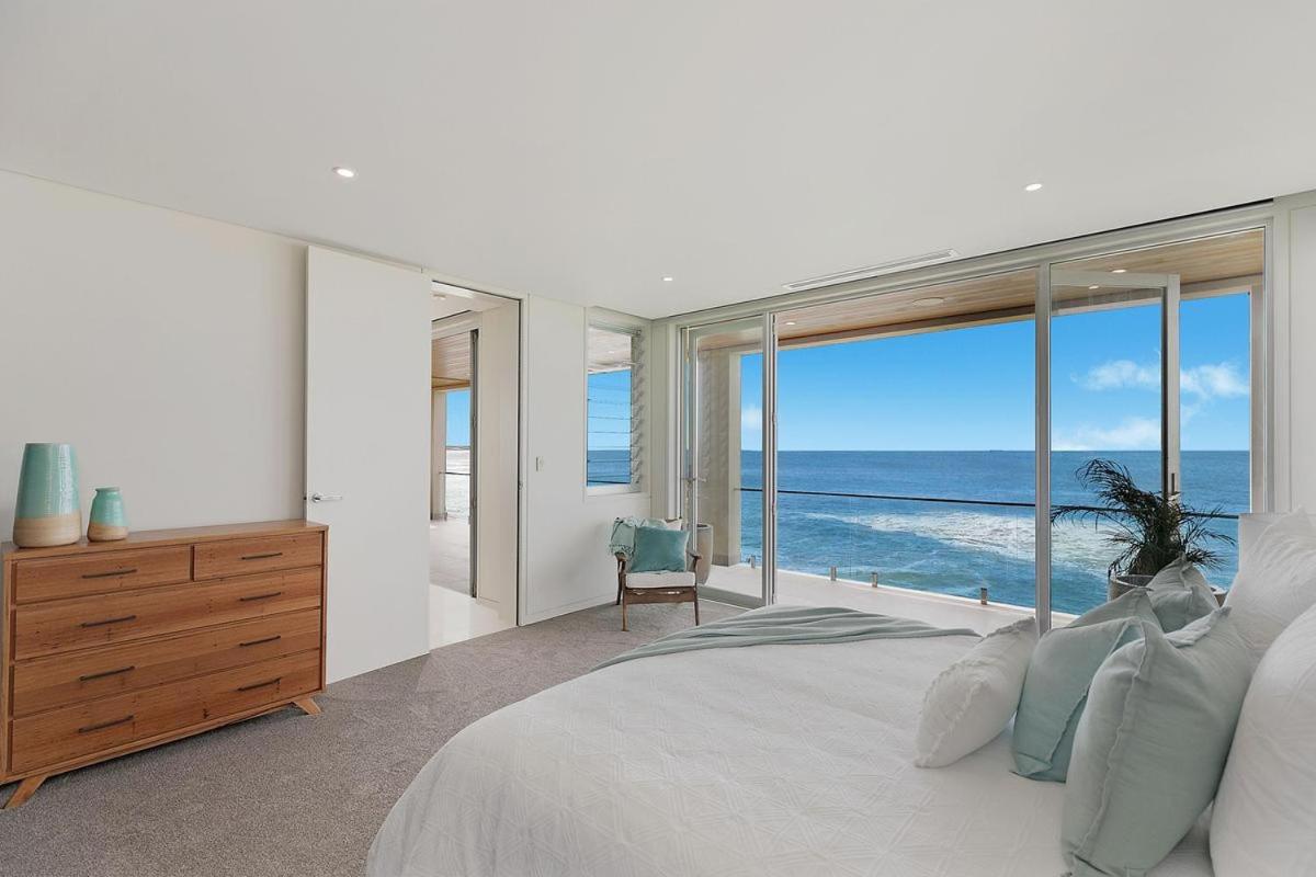 Serene Stay Breathtaking Beachfront with Spa