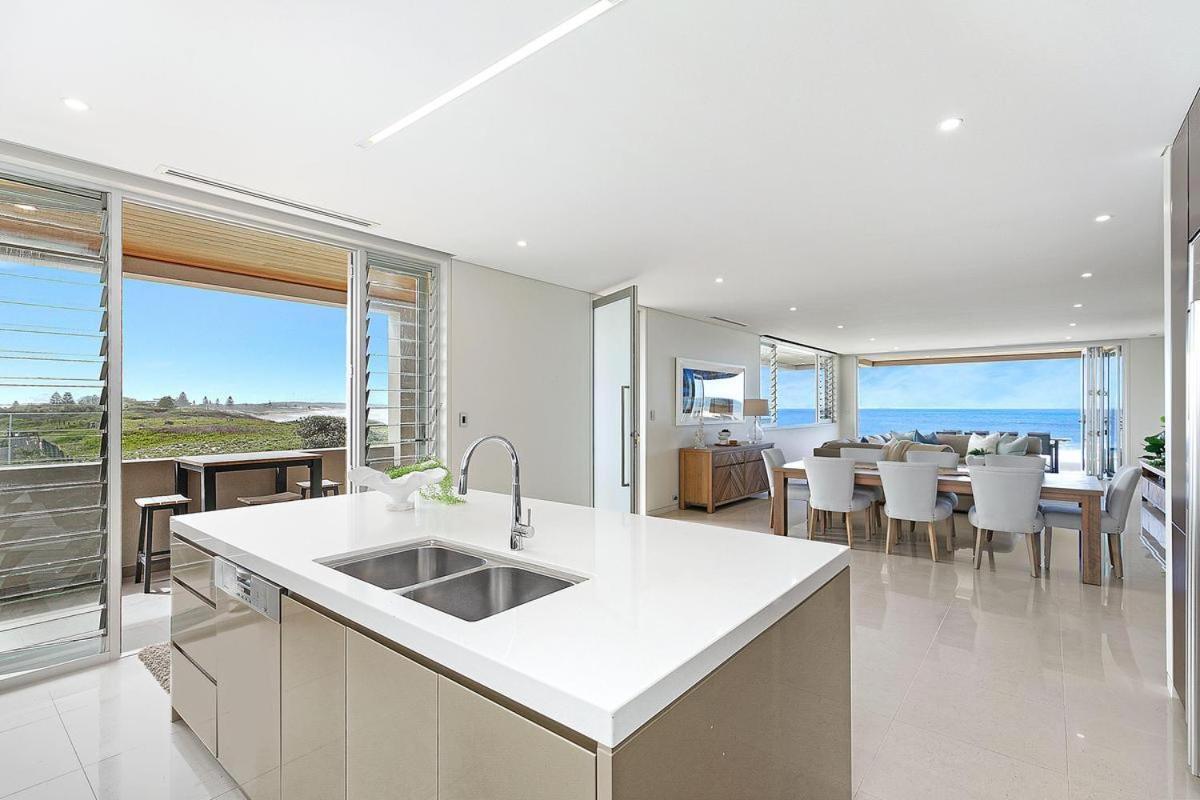 Serene Stay Breathtaking Beachfront with Spa