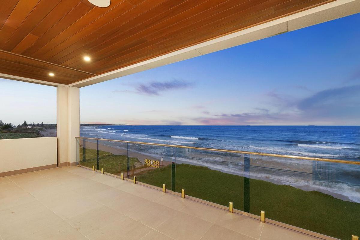 Serene Stay Breathtaking Beachfront with Spa