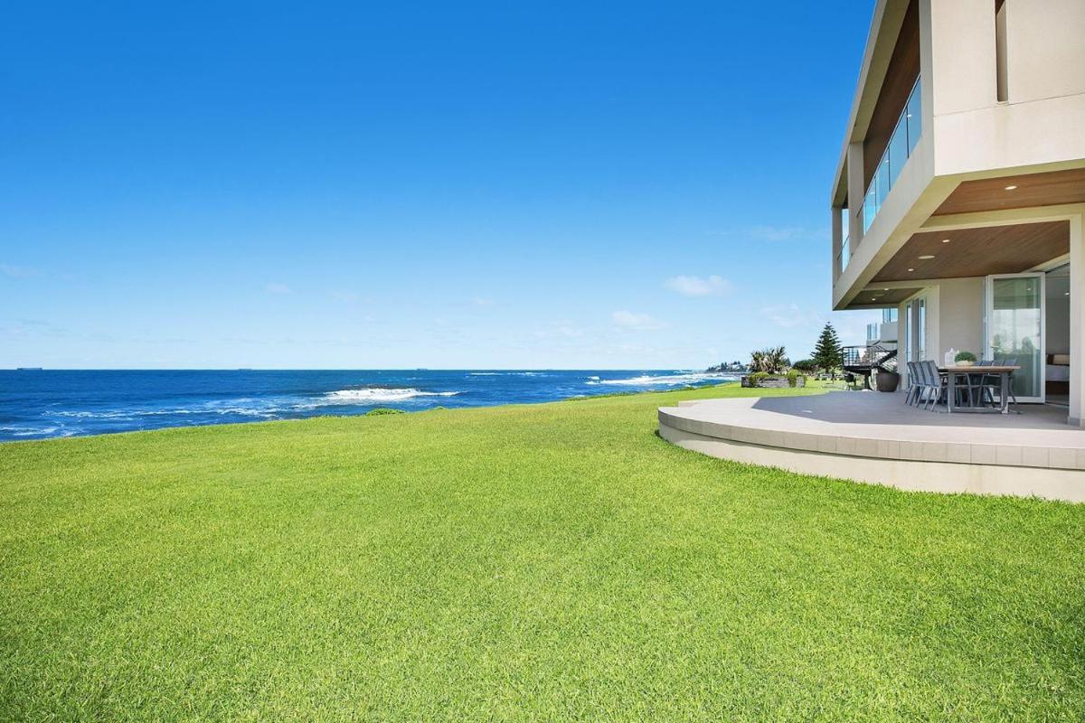 Serene Stay Breathtaking Beachfront with Spa