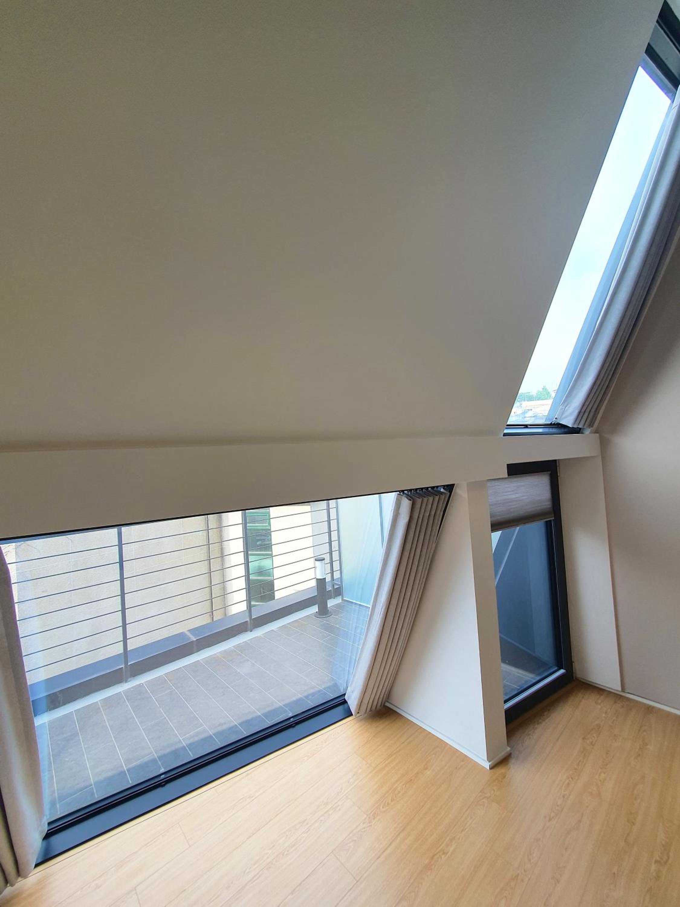 YOLO Guesthouse