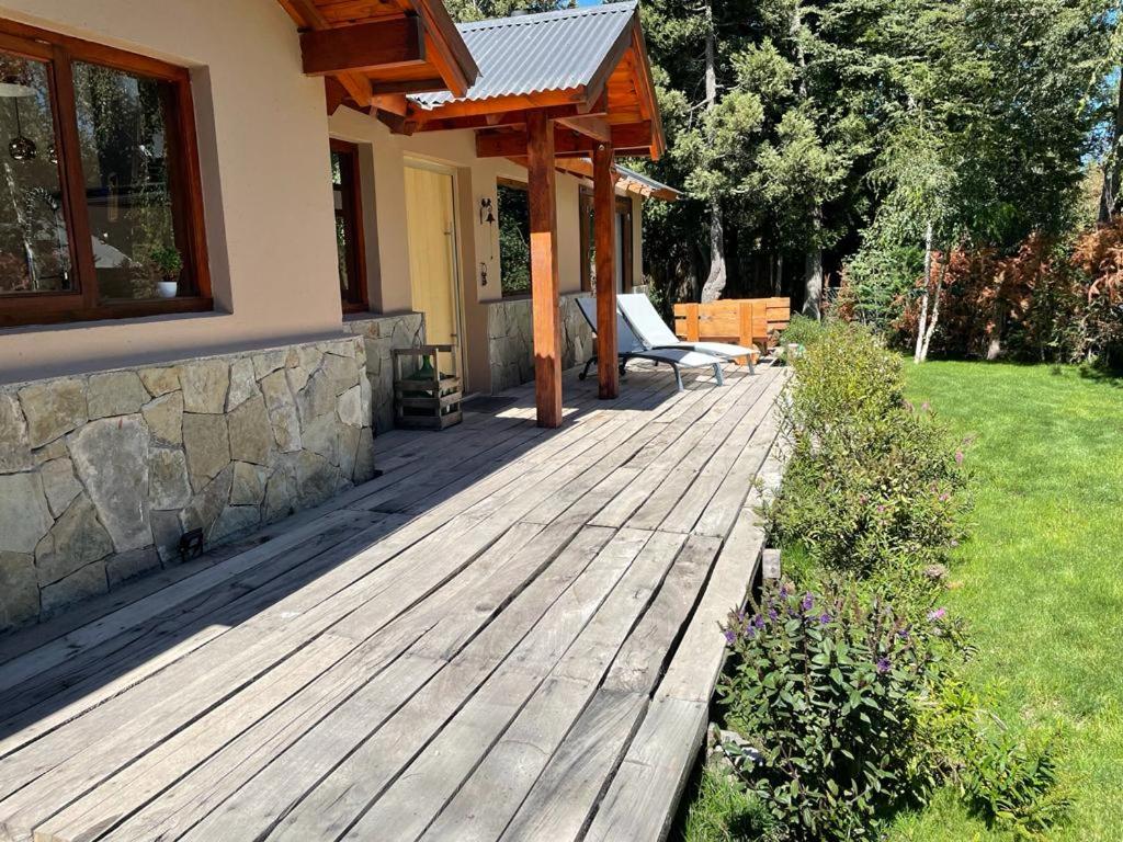 CASA AZUL LIMAY VILLA LA ANGOSTURA