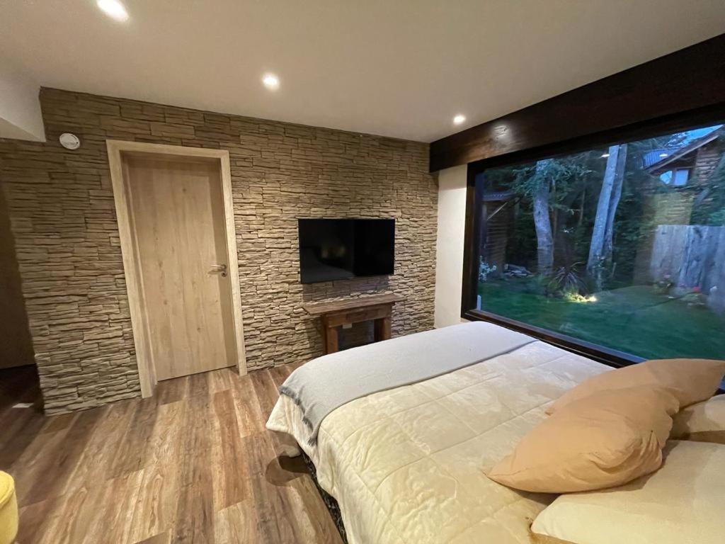 CASA AZUL LIMAY VILLA LA ANGOSTURA