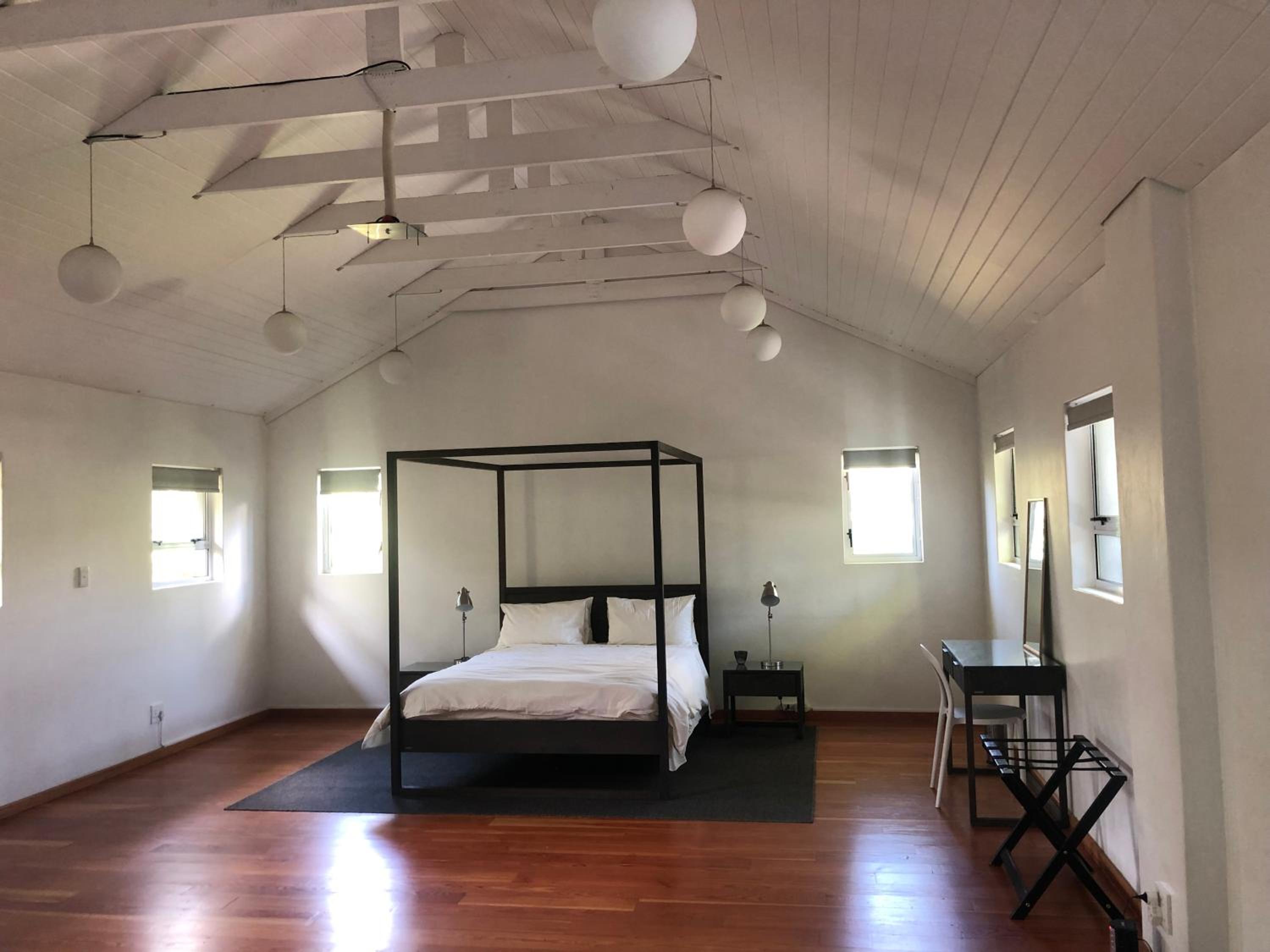 Stirling Legacy House BnB