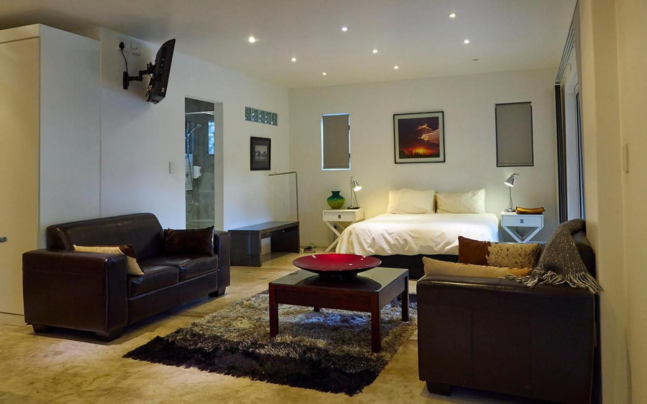 Stirling Legacy House BnB