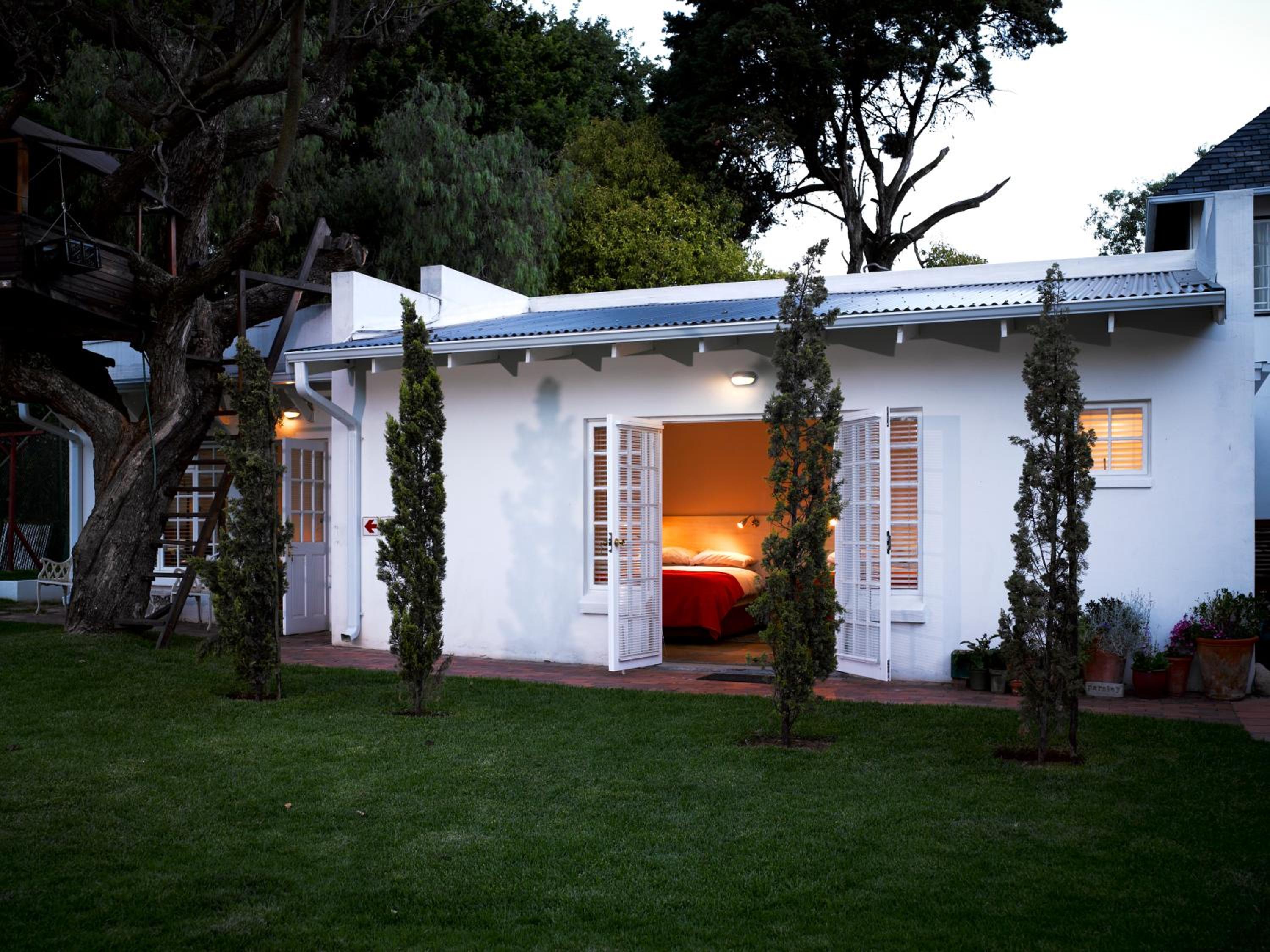 Stirling Legacy House BnB
