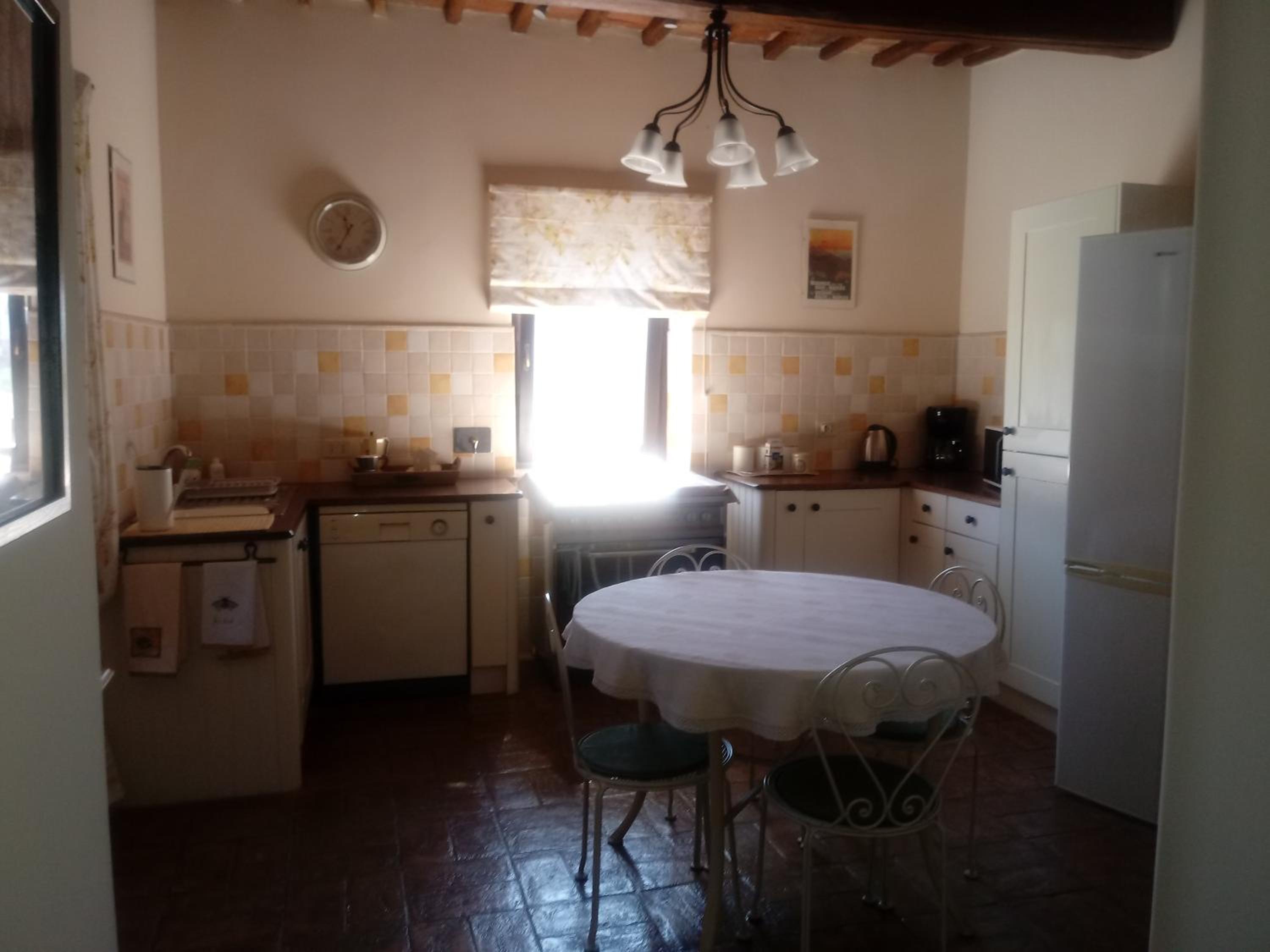 Stunning 1-Bed House in Castel Cellesi Italy view 4