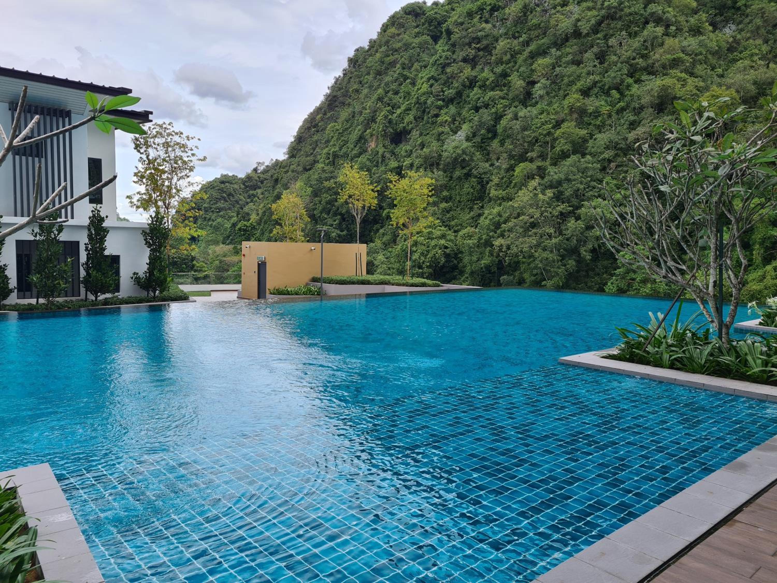 Sunway Onsen Suite Tambun Ipoh Mountain View photo 4