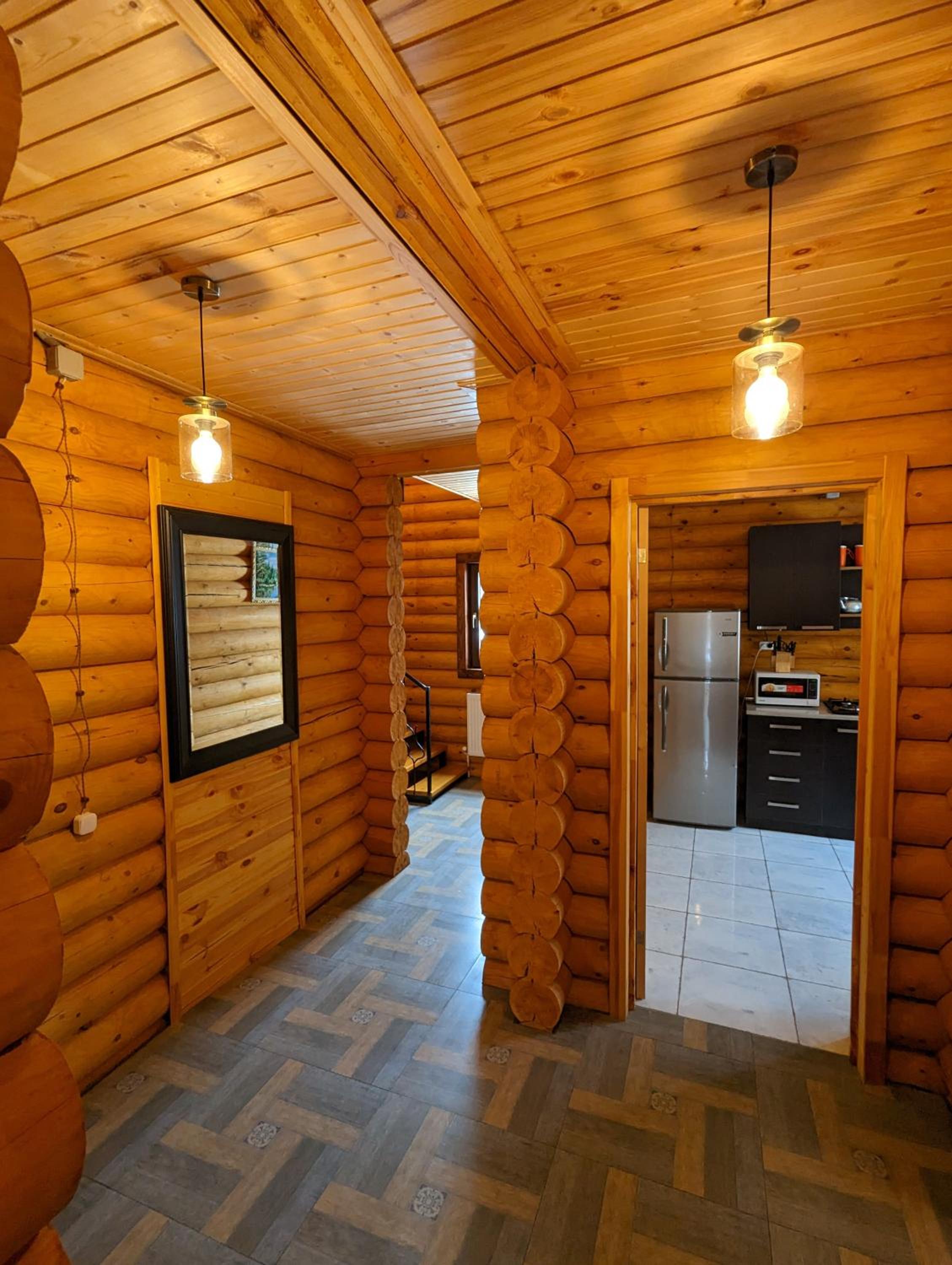 LOG HOUSE