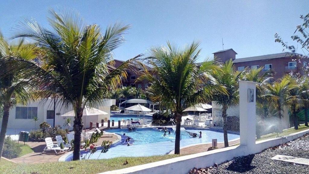 PARQUE AQUÁTICO Lagoa Quente, à 50m, entrada + barata .Segurança 24h.Apto vista piscinas