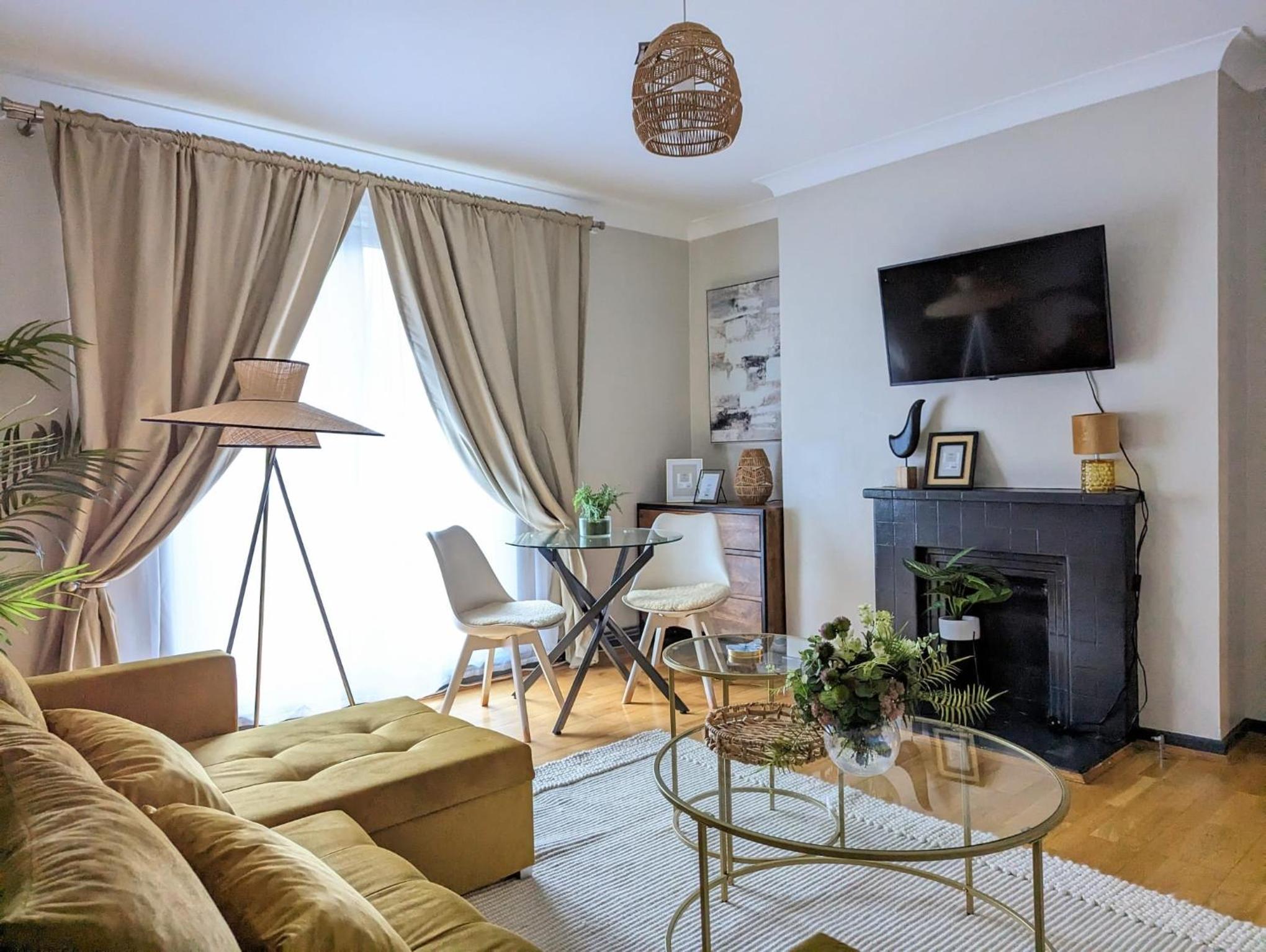 1BD apartment with balcony in Hoxton - Zone 1