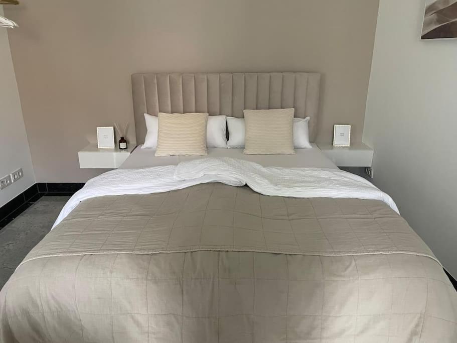 Luxuriöses Studio mit privatem Zugang zum See