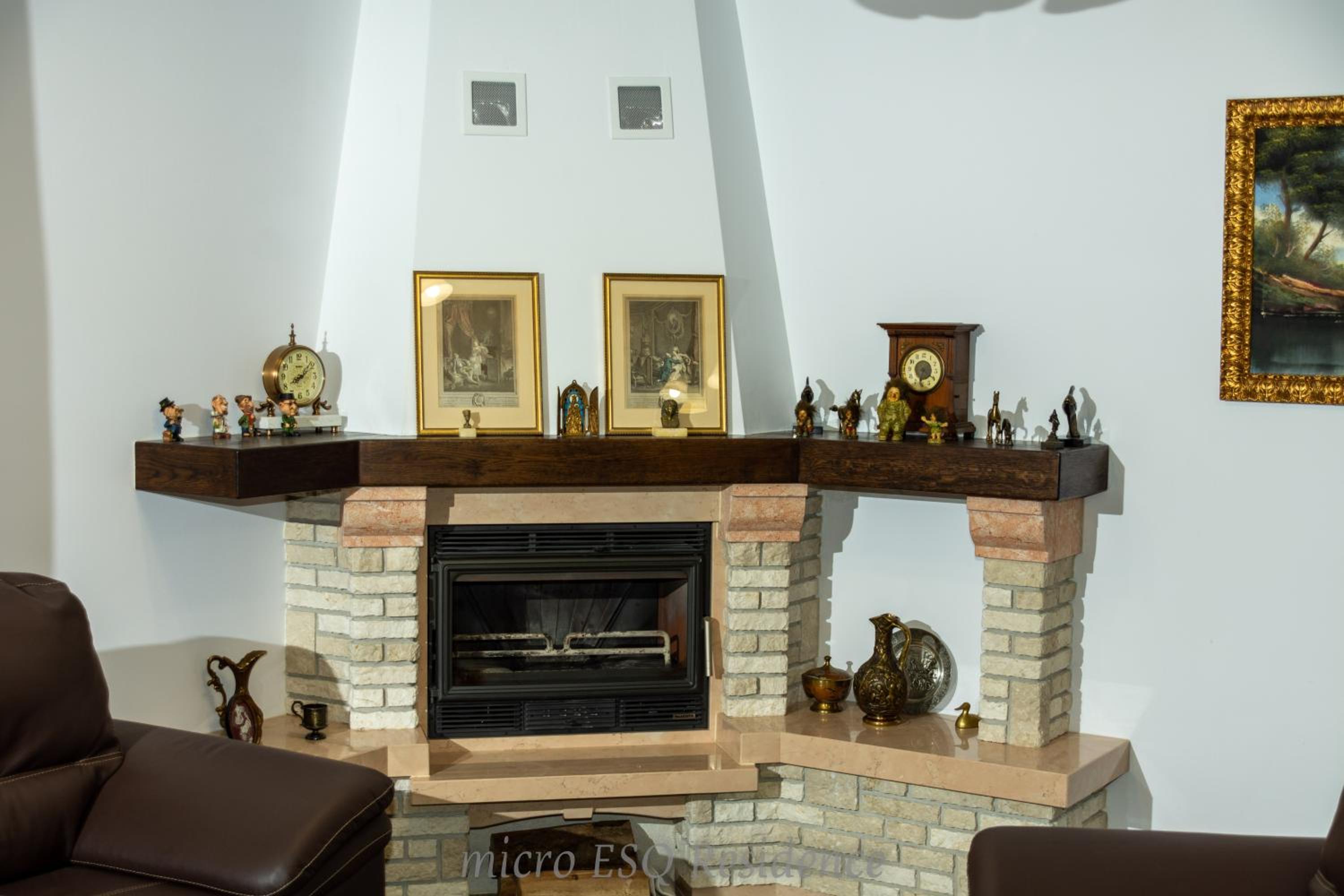 Vila ESQ